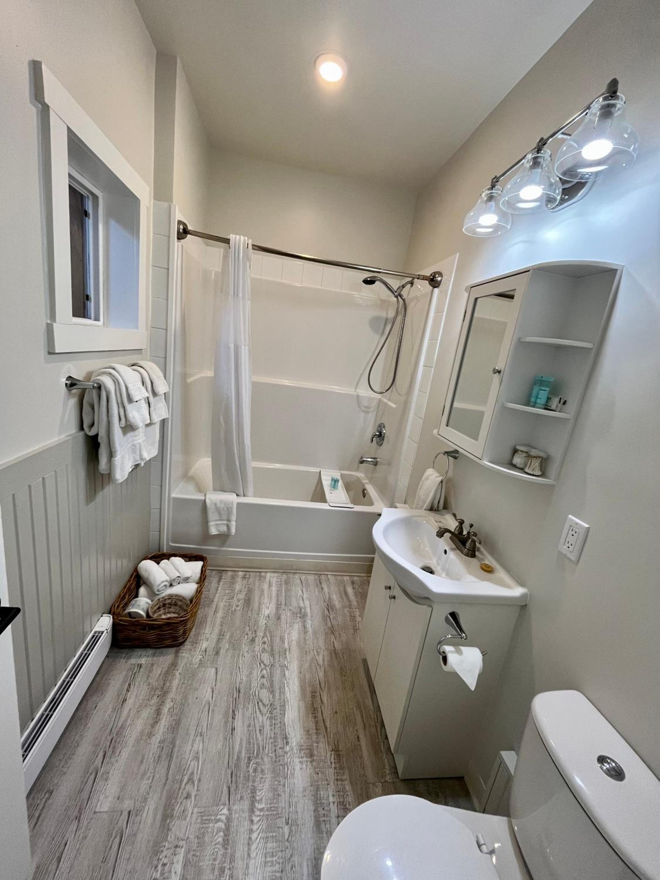 Barefoot Villas and Retreat