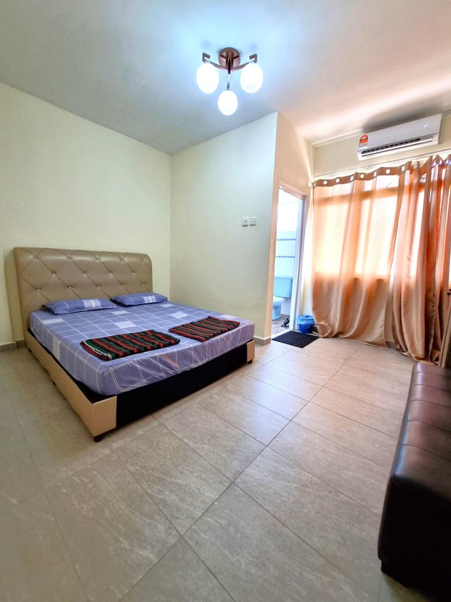 Homestay α Cocobay Condo Resort photo 3