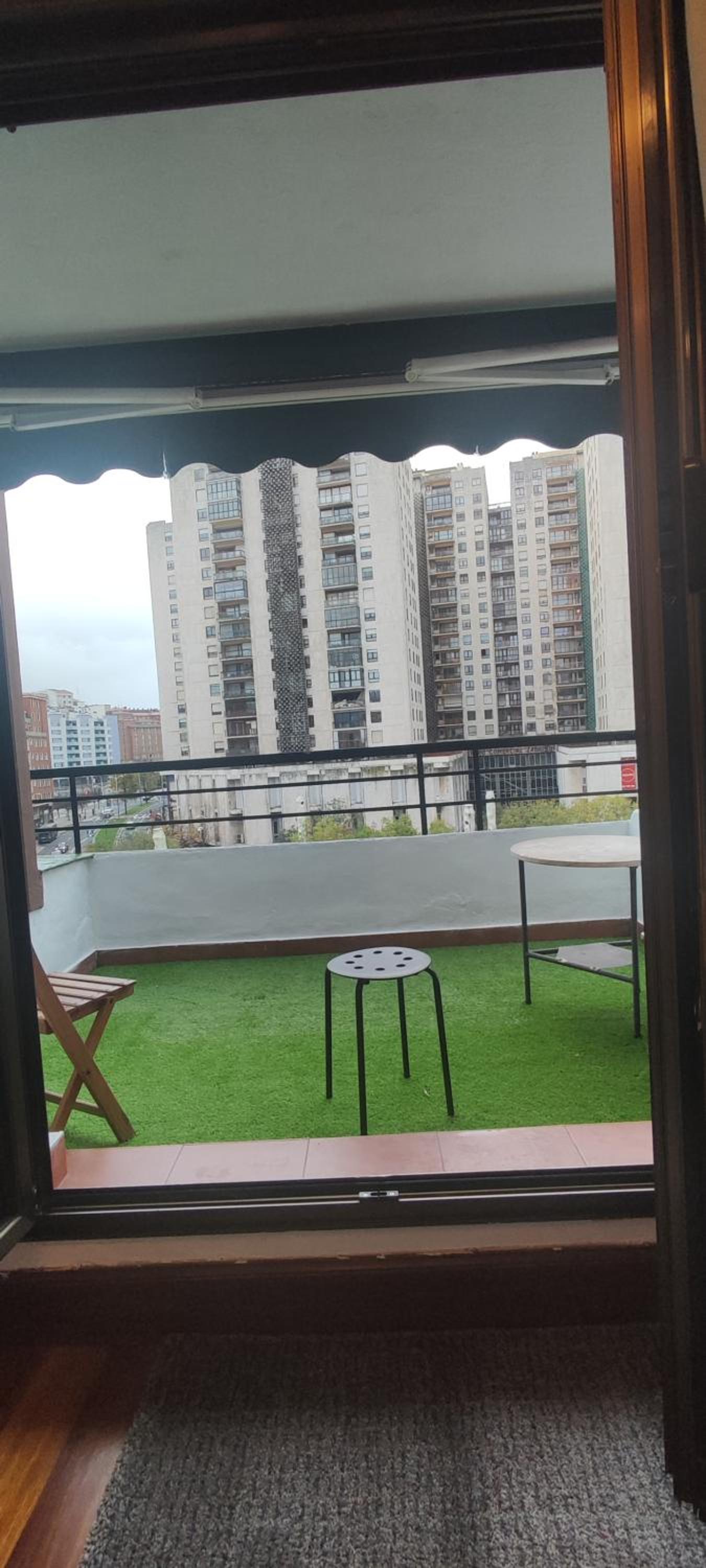 HABITACION PLAZA ZABALBURU