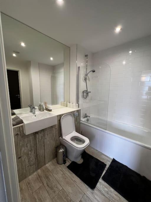 Stylish 2 bedroom apartment view 2