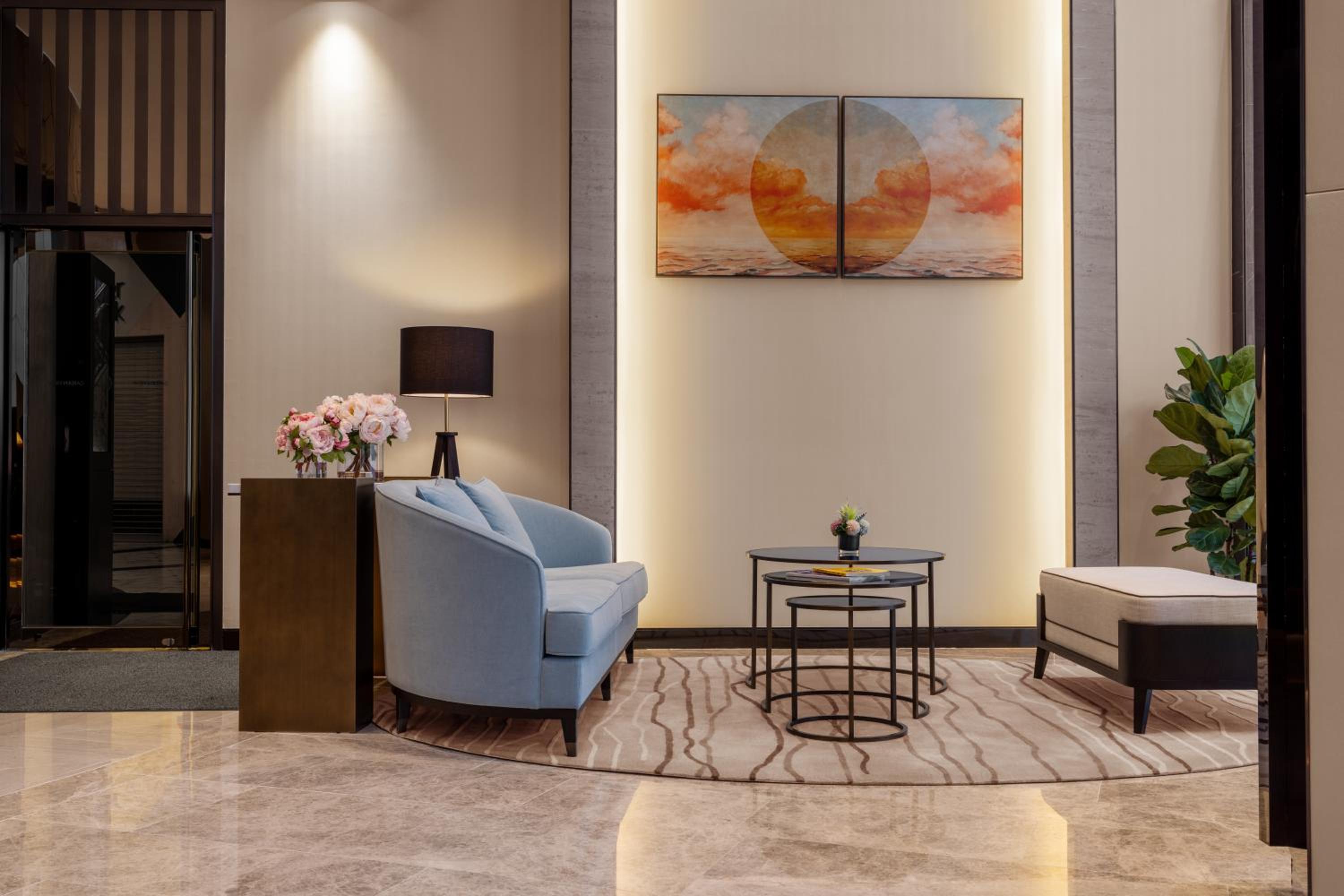 Garden View Hong Kong - Image 3