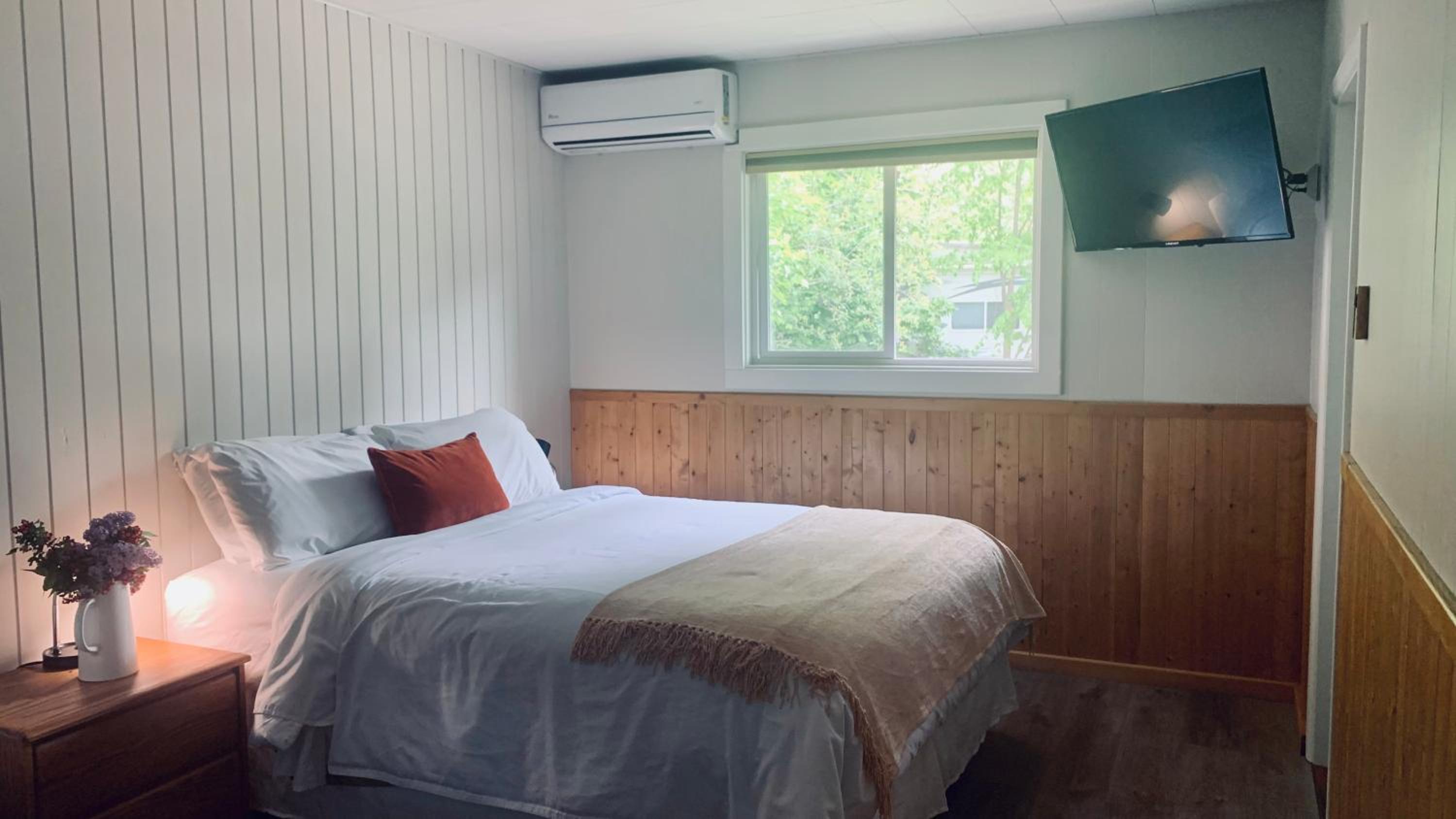 Barefoot Villas and Retreat