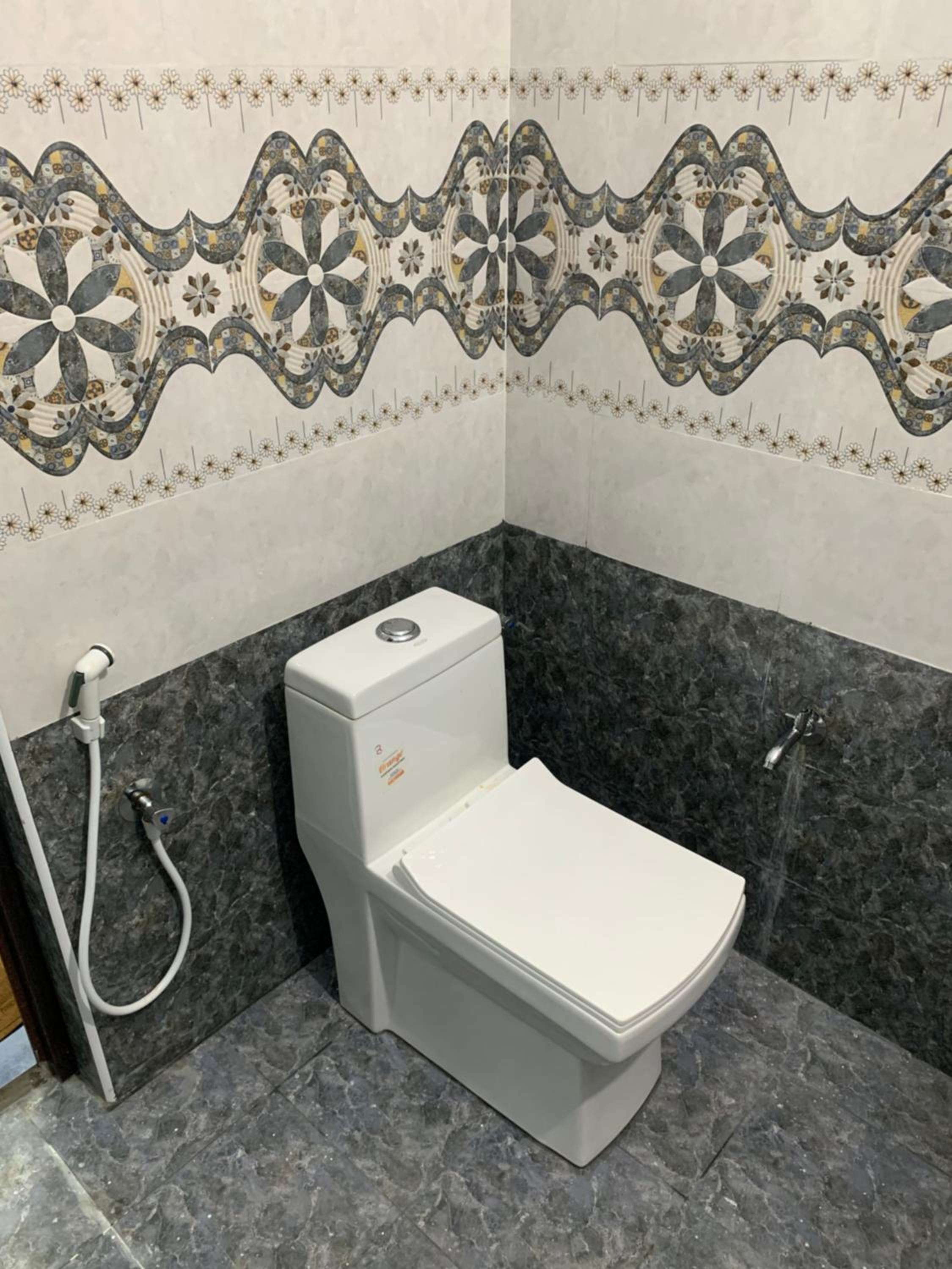 Elite Inn view 2