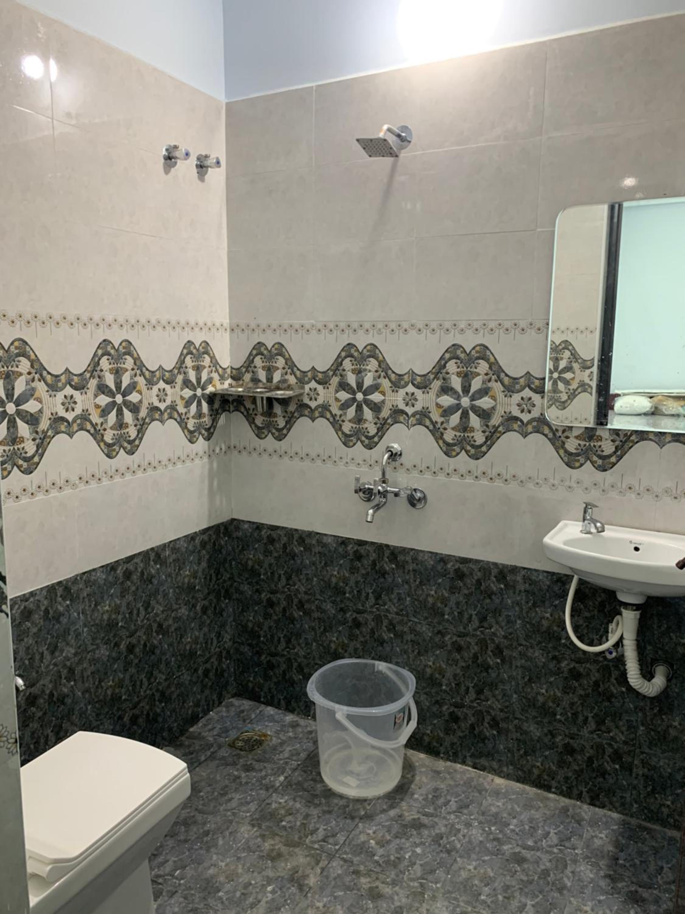Elite Inn view 5