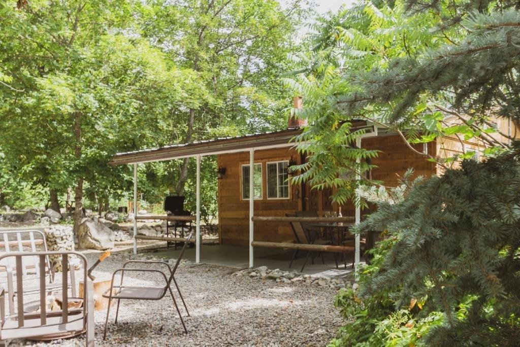 Barefoot Villas and Retreat