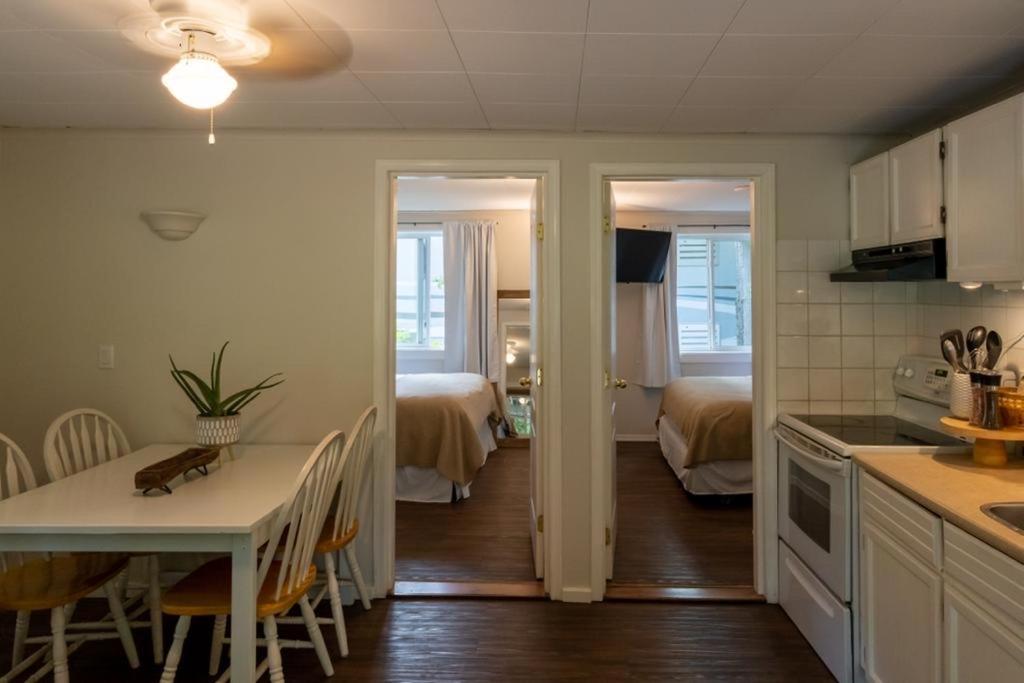 Barefoot Villas and Retreat