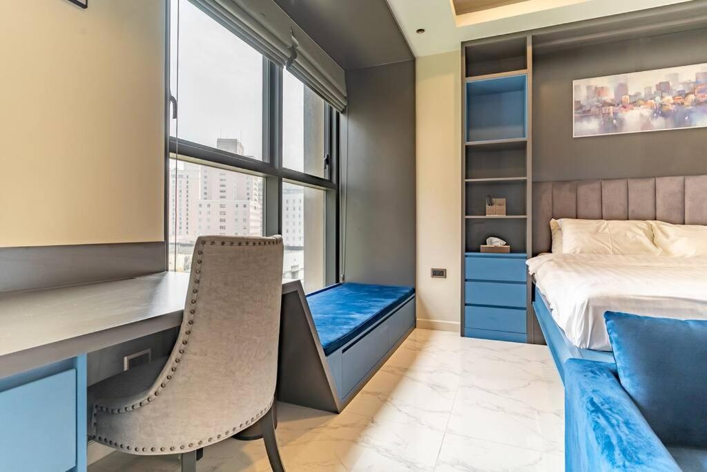 The Rixx Boutique- Opera House- SmartTV65in - pool