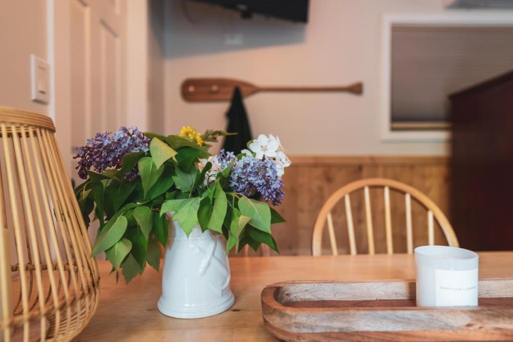 Barefoot Villas and Retreat