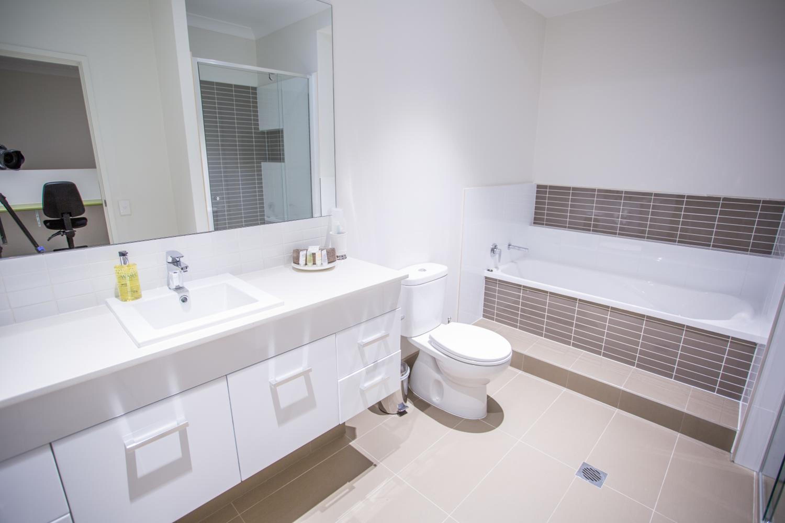 Spinifex Motel and Serviced Apartments
