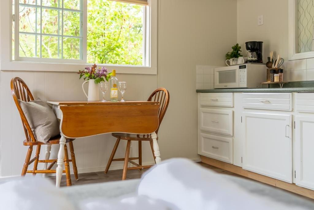 Barefoot Villas and Retreat