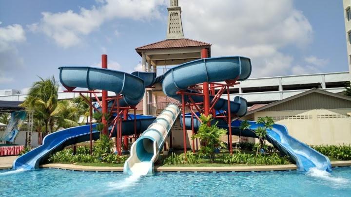 Family Stay 2 Bilik Waterpark Apartment Resort Melaka Free 4 Tiket photo 4