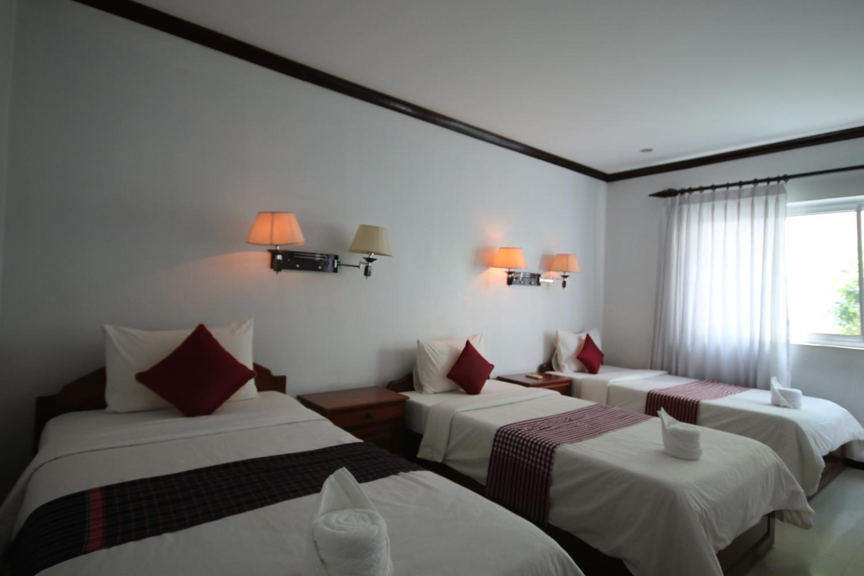 Mom's Guesthouse