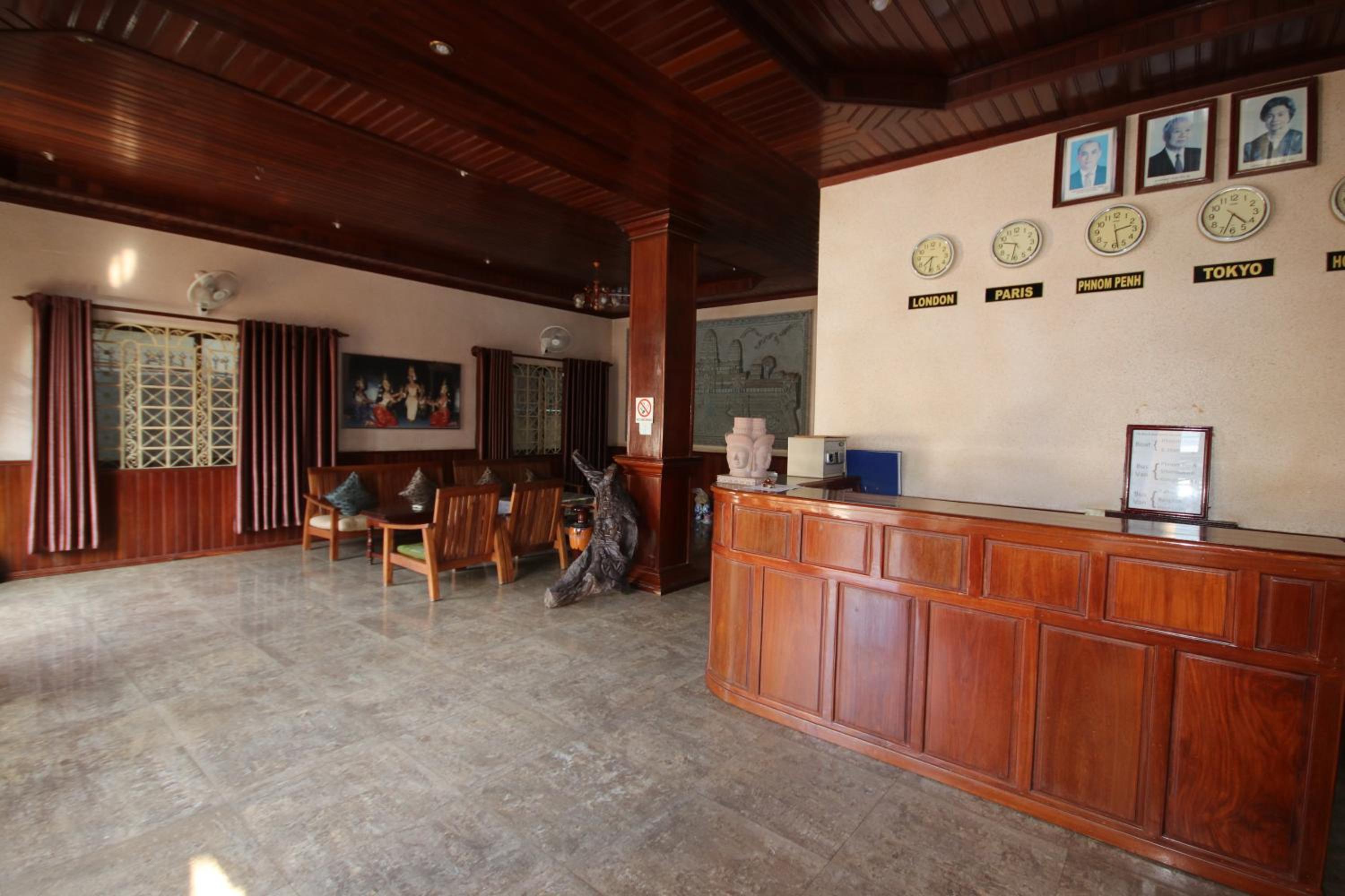 Mom's Guesthouse
