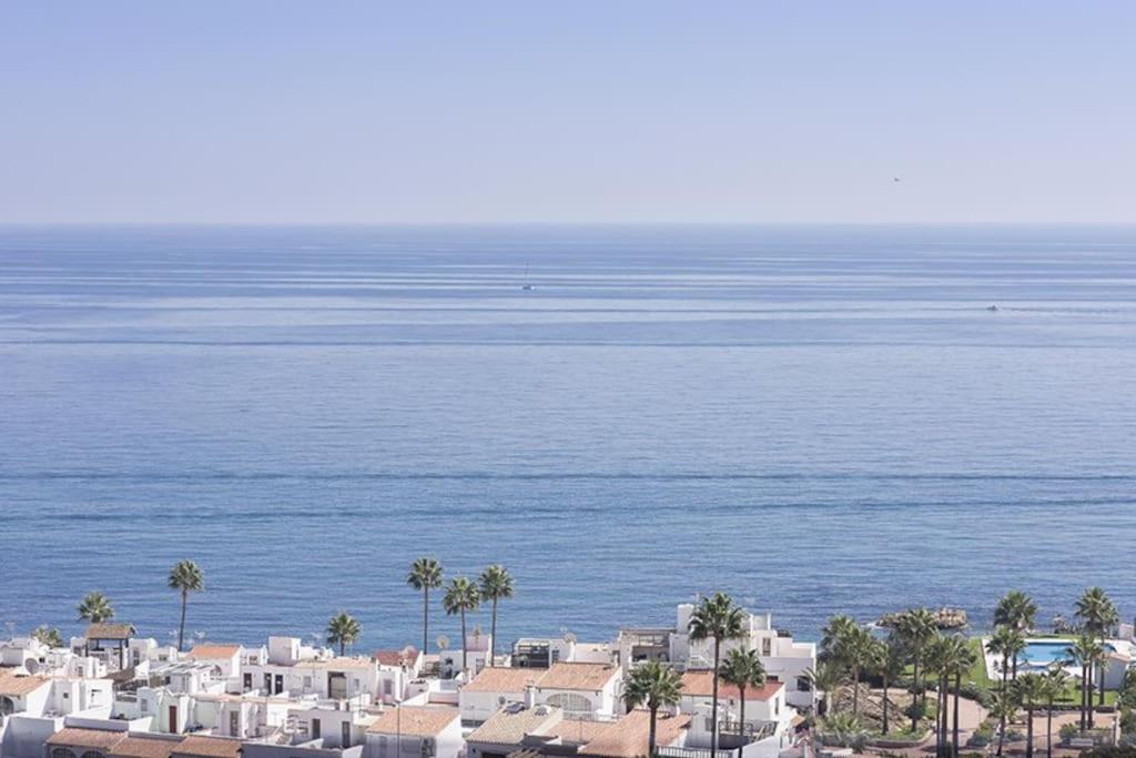 Luxurious Apartment with Seaview in Sunny Manilva