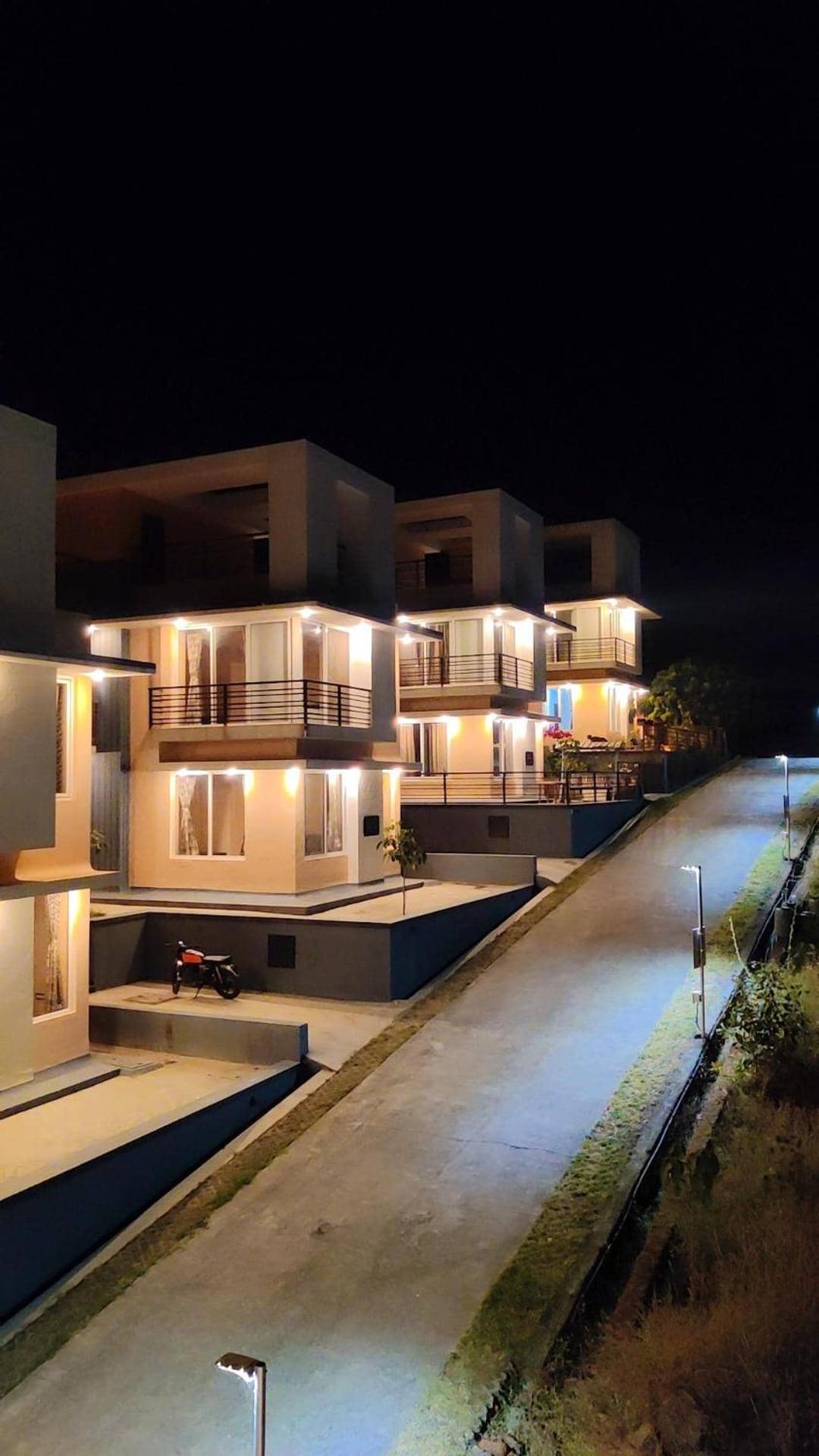 ROYAL MEADOWS - IGATPURI Bungalow B view 3