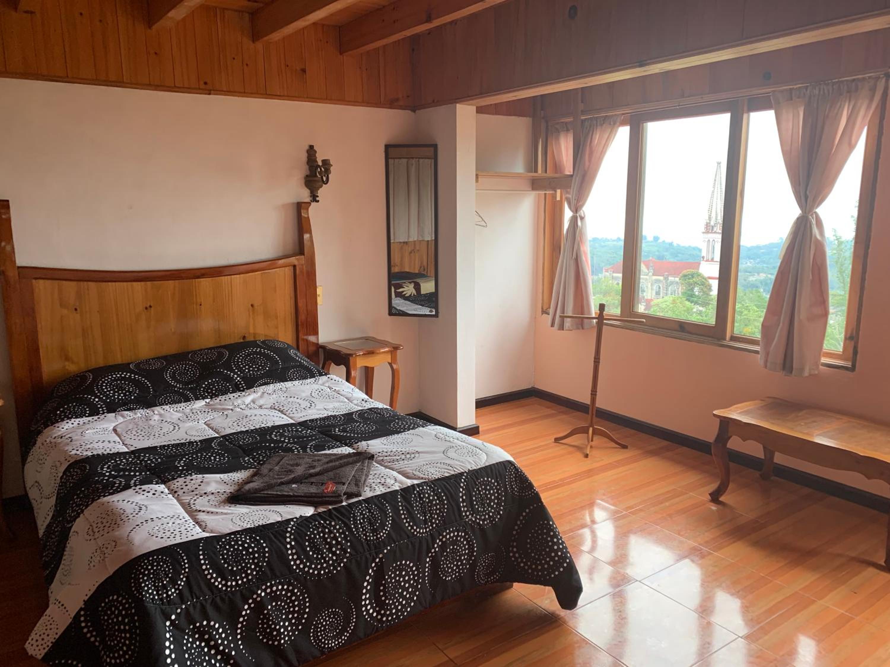 Posada Quetzalin view 3