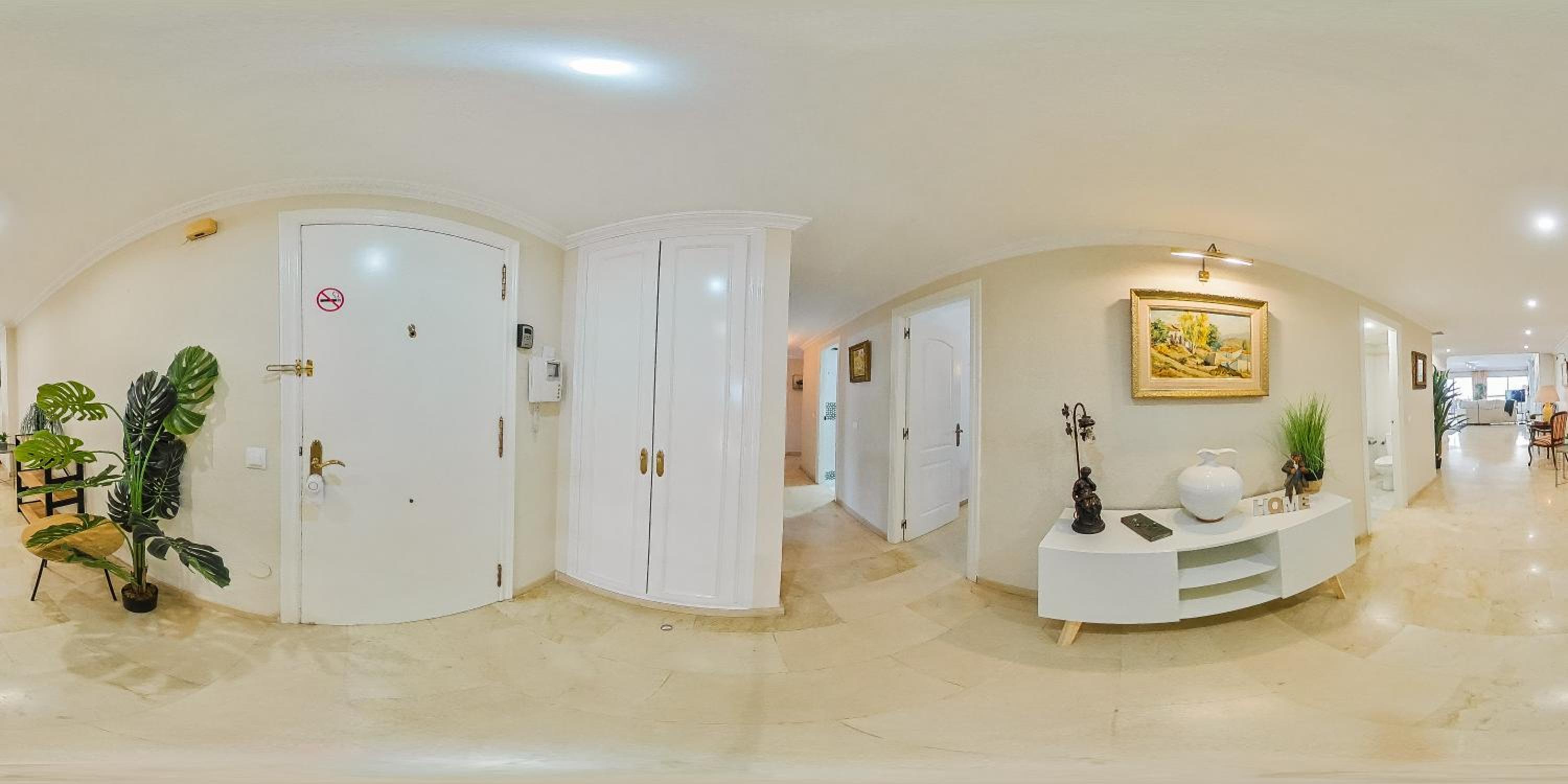 Super Exclusive Beach Fuengirola with free parking