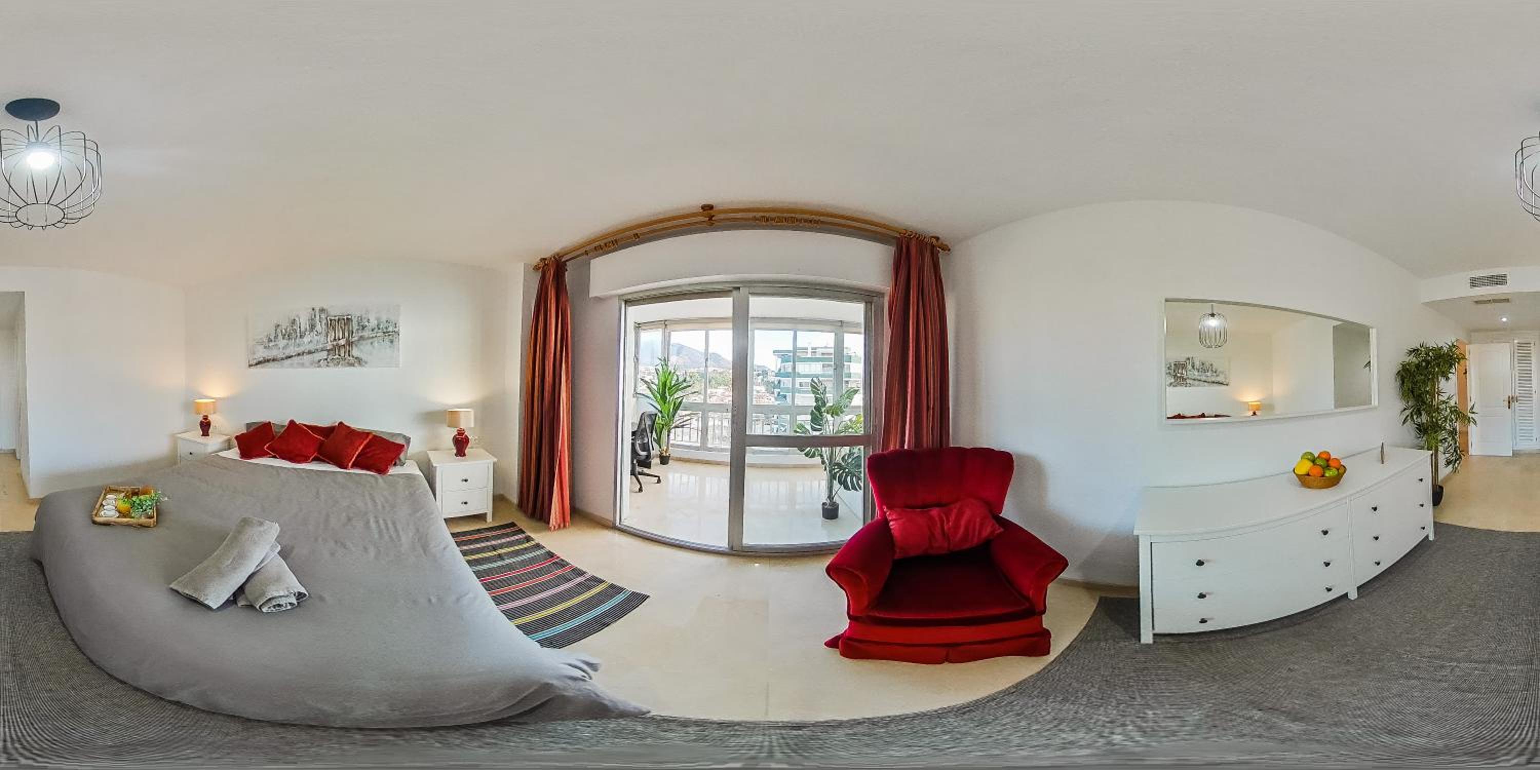 Super Exclusive Beach Fuengirola with free parking