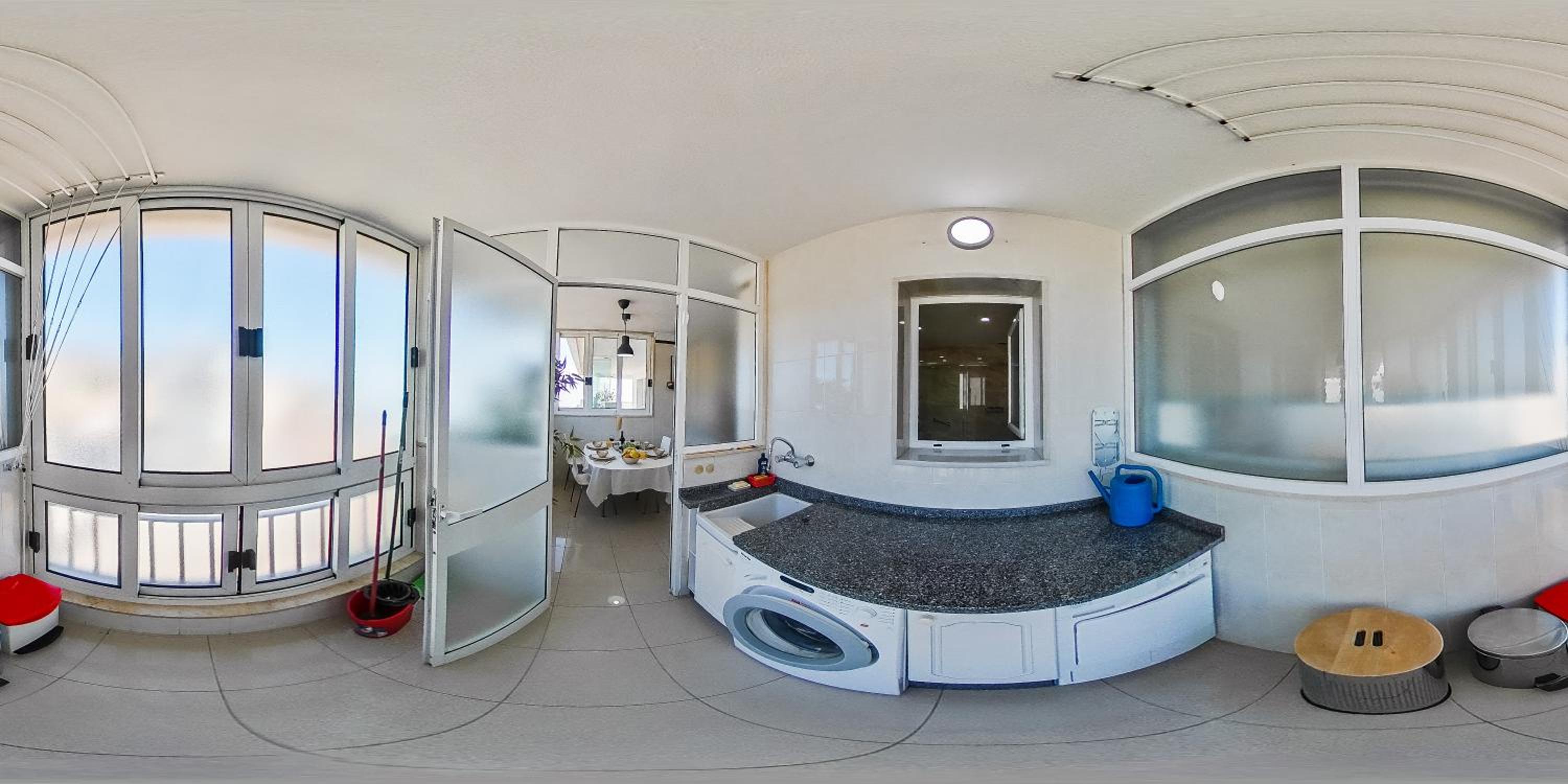 Super Exclusive Beach Fuengirola with free parking
