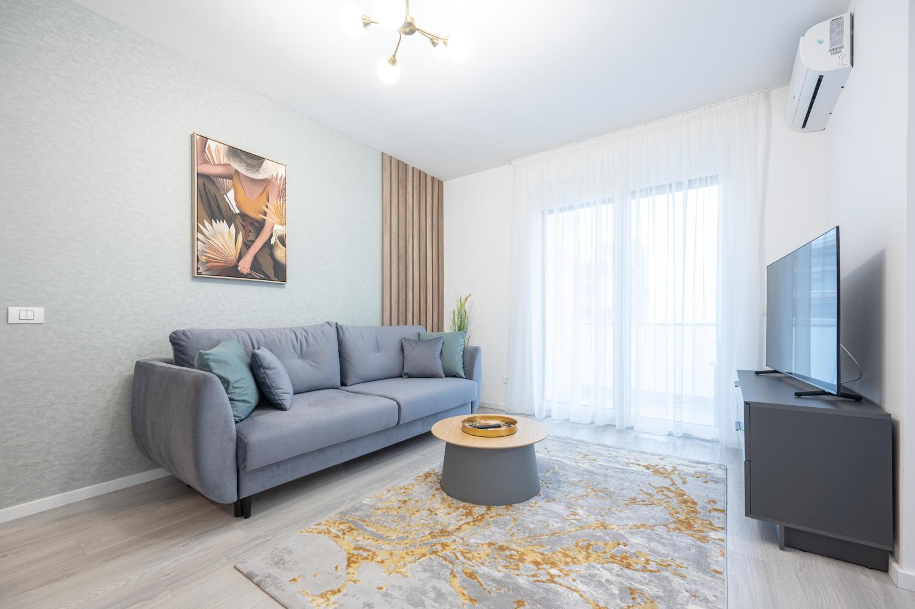 Rosewood Gold view 2