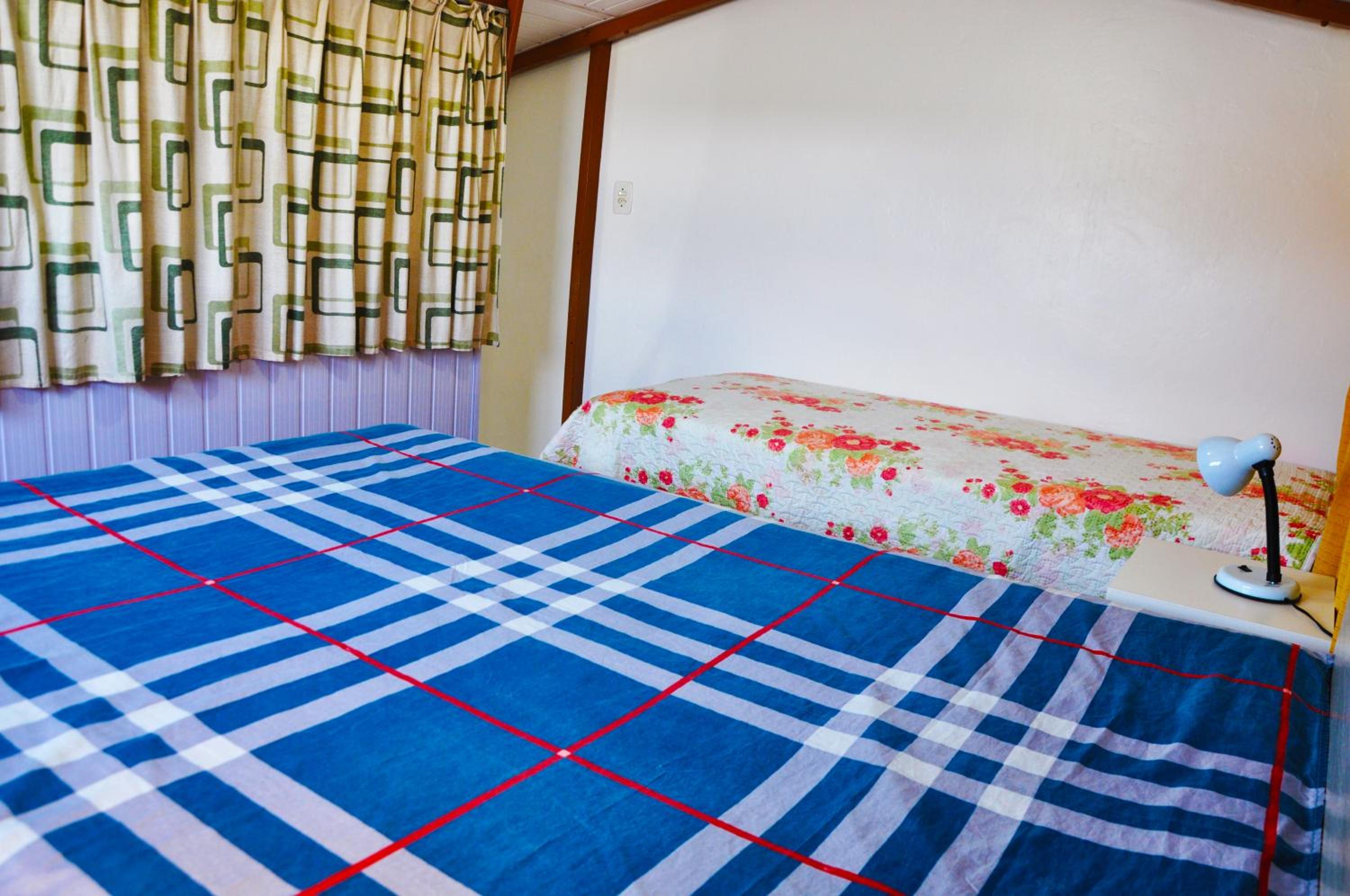 Casa Com Quatro Dormitórios, Pertinho Do Mar Em Capão Da Canoa