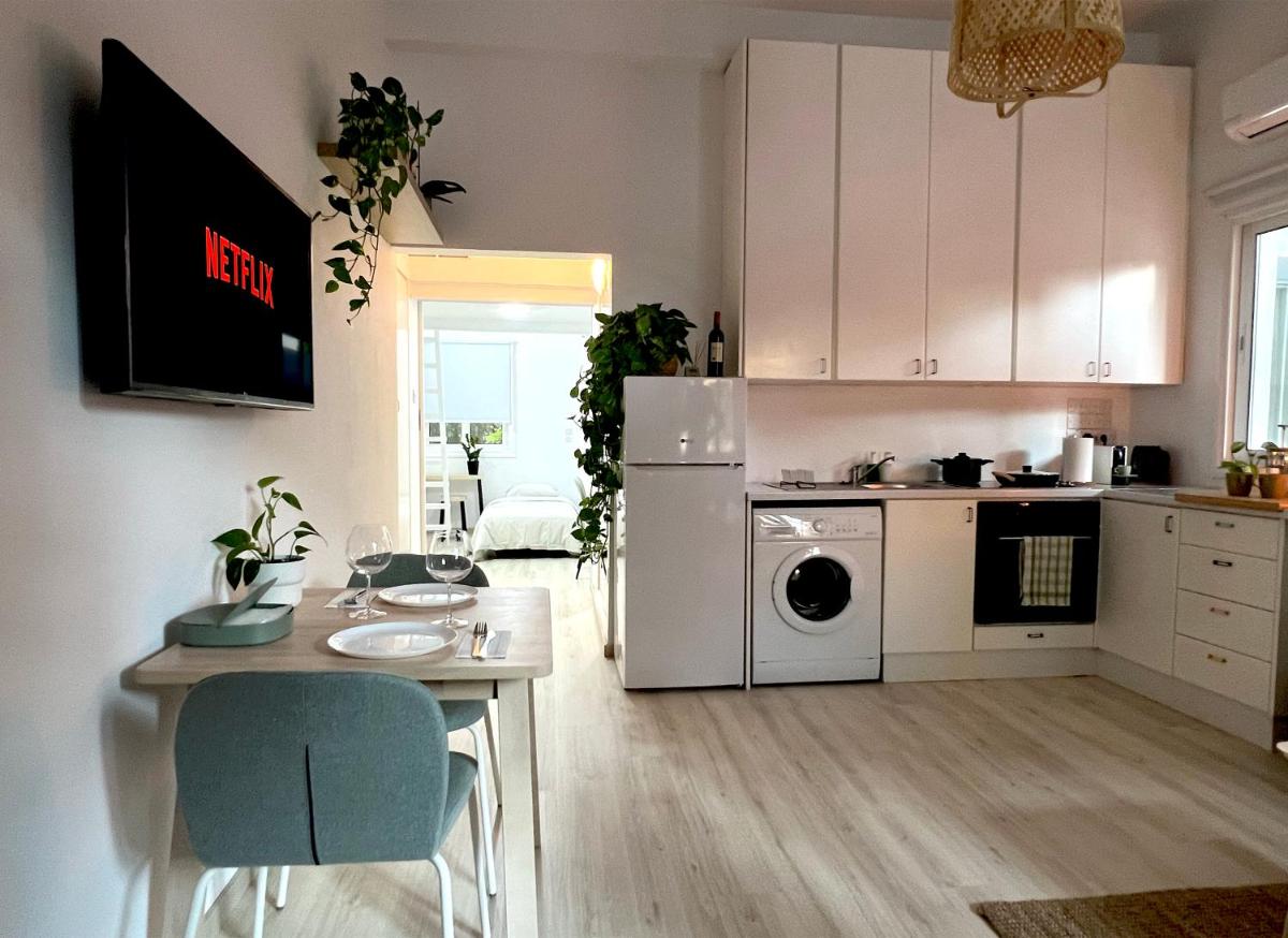 Central Ground Floor Apartment view 2