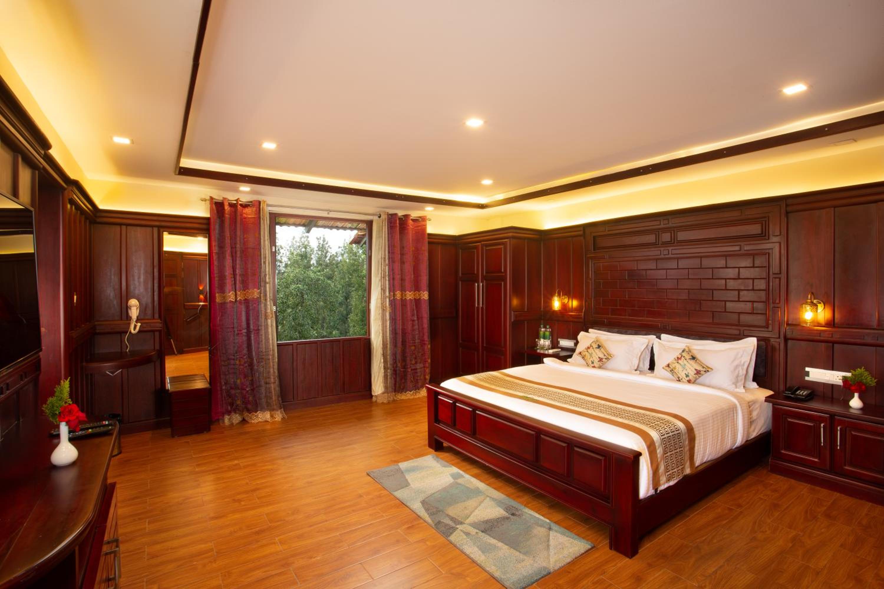 Coorg Cliffs Resorts