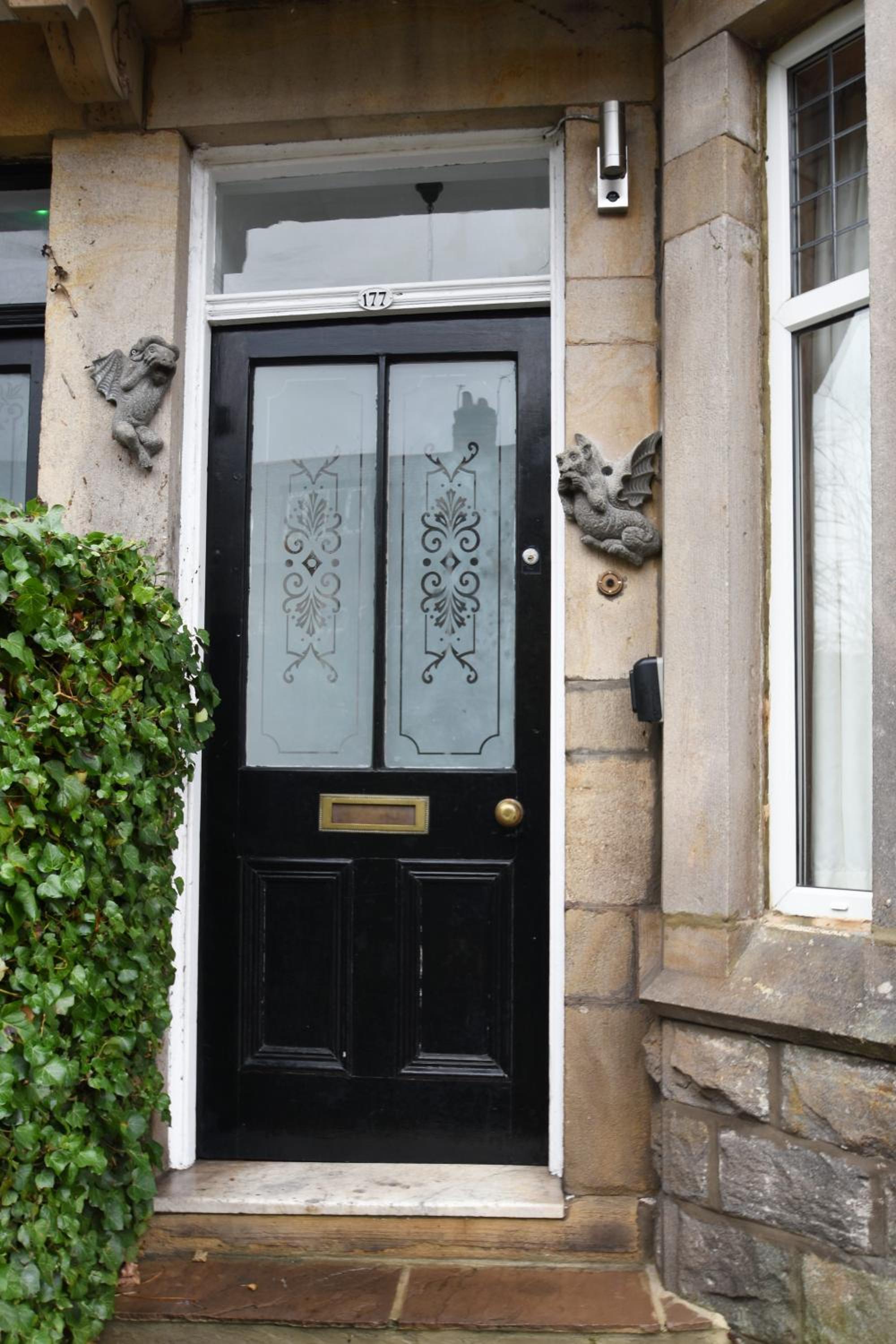 Spacious Victorian Townhouse near HCC with off street parking view 4