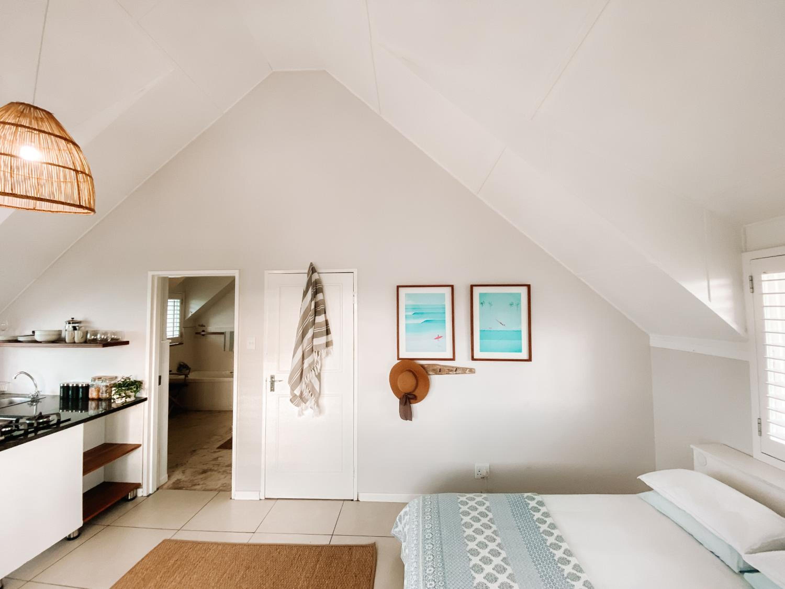Port Elizabeth Vacations - Pebbles Beach Cottage - Property Image 12