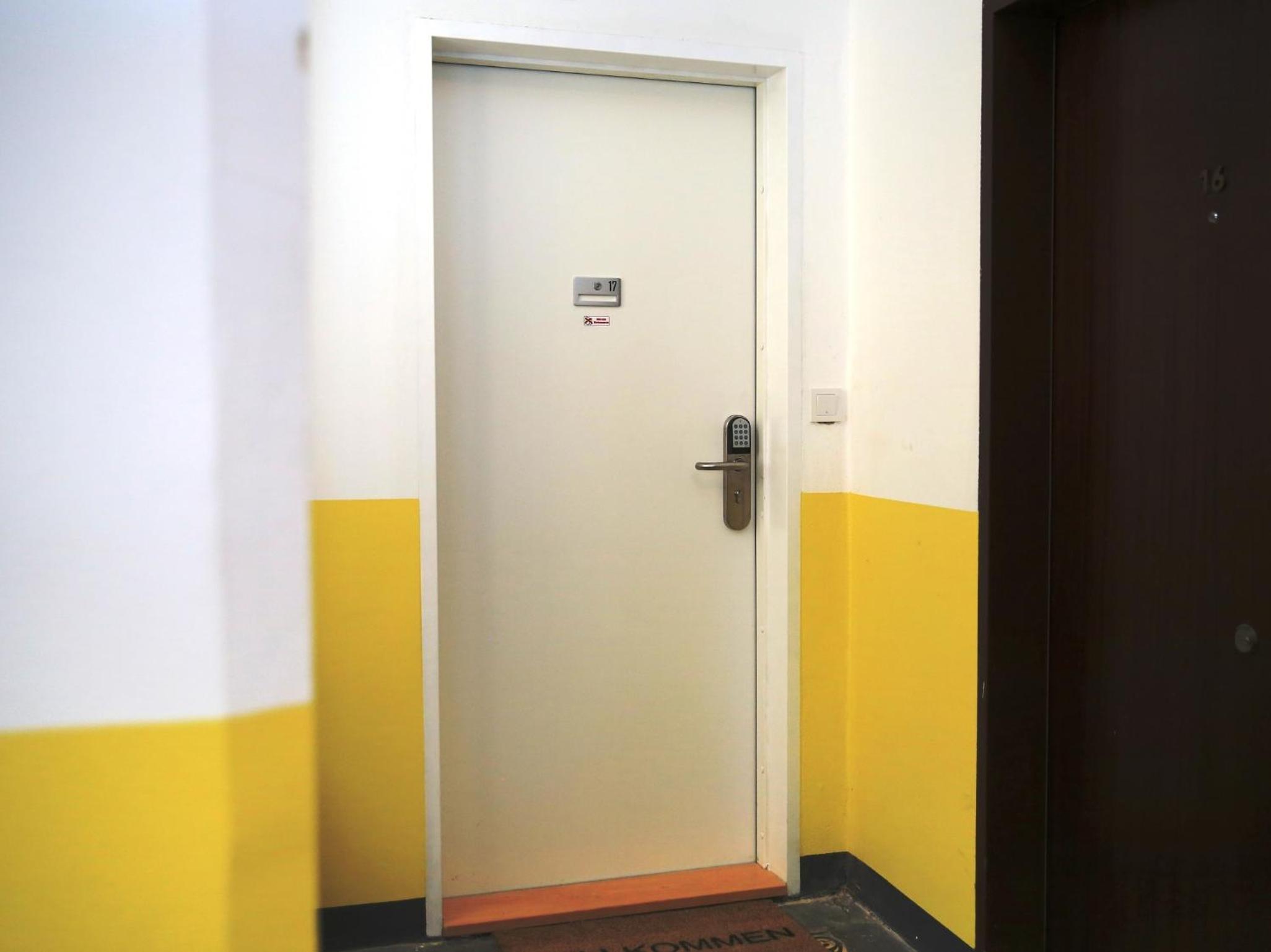 Flatprovider Comfort Eduard Apartment - contactless check in