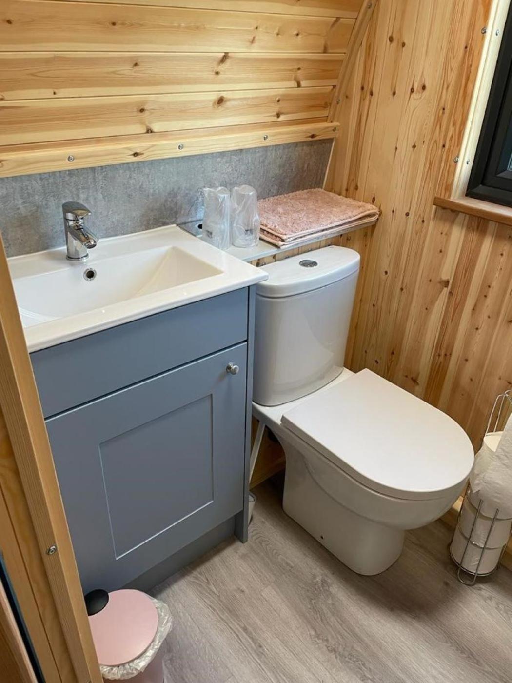 Glamping Pods