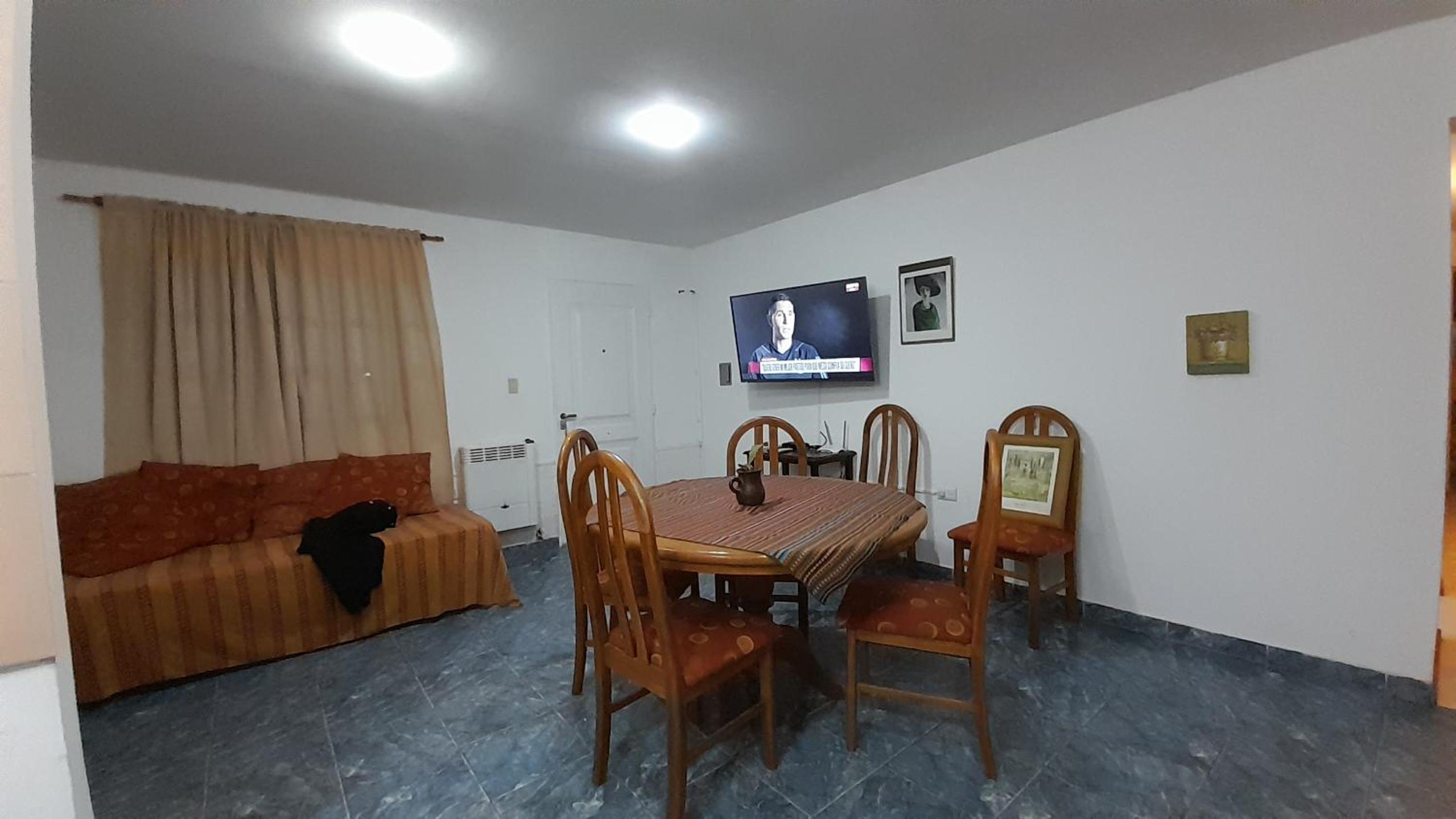 CASA EN JUANA KOSLAY San Luis con pileta