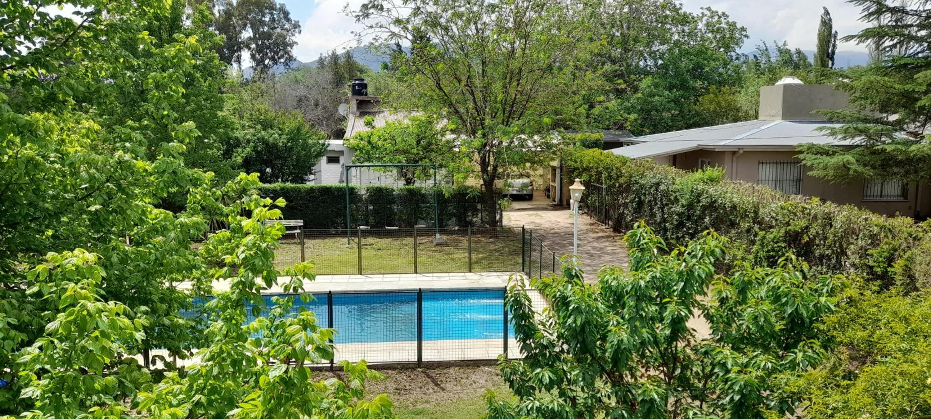 CASA EN JUANA KOSLAY San Luis con pileta