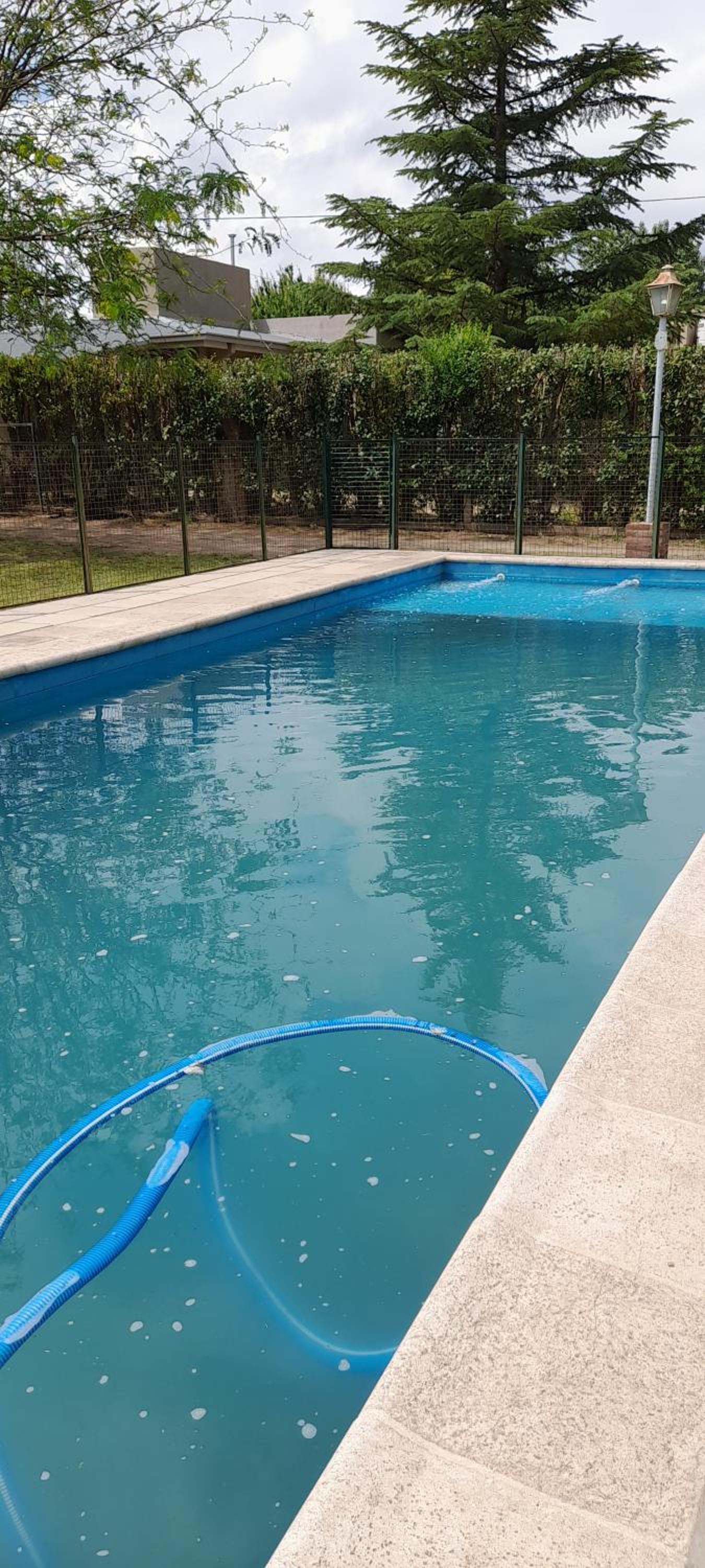 CASA EN JUANA KOSLAY San Luis con pileta