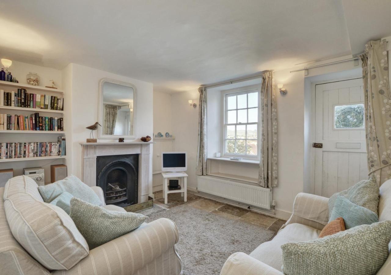 Holly Cottage view 5