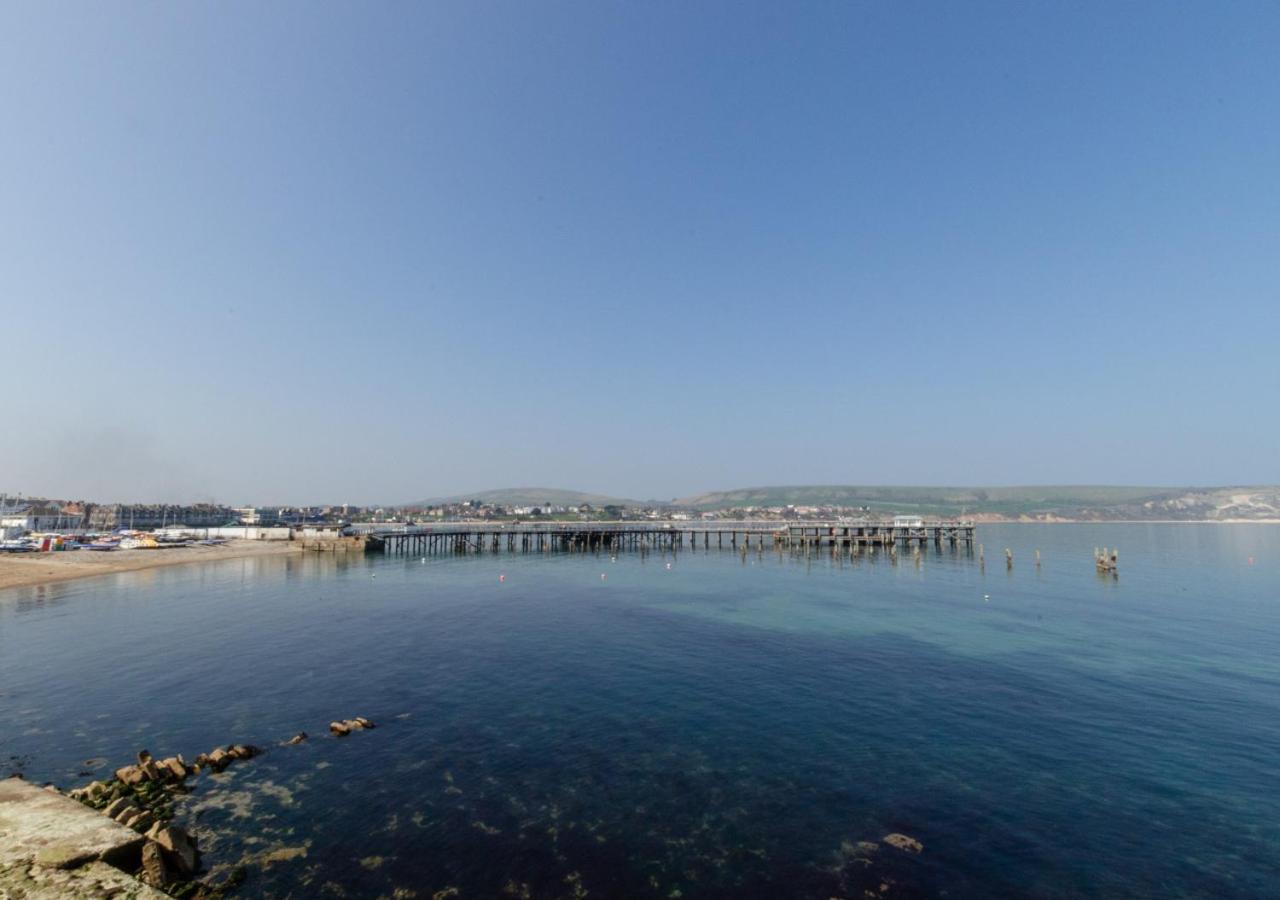 2 Bed in Swanage oc-wy055 view 5