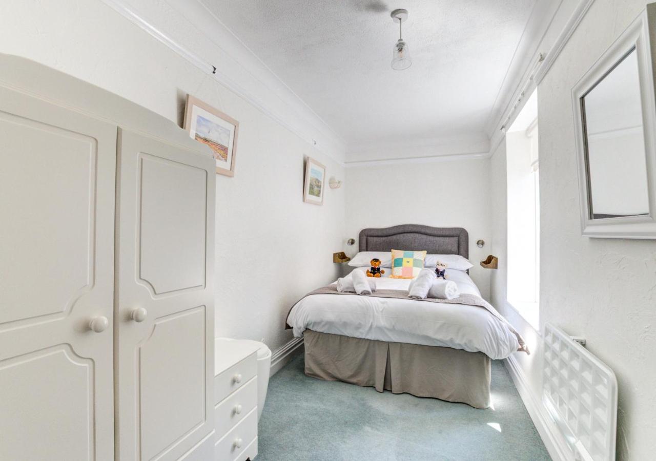 1 Bed in Swanage oc-wy372 view 3