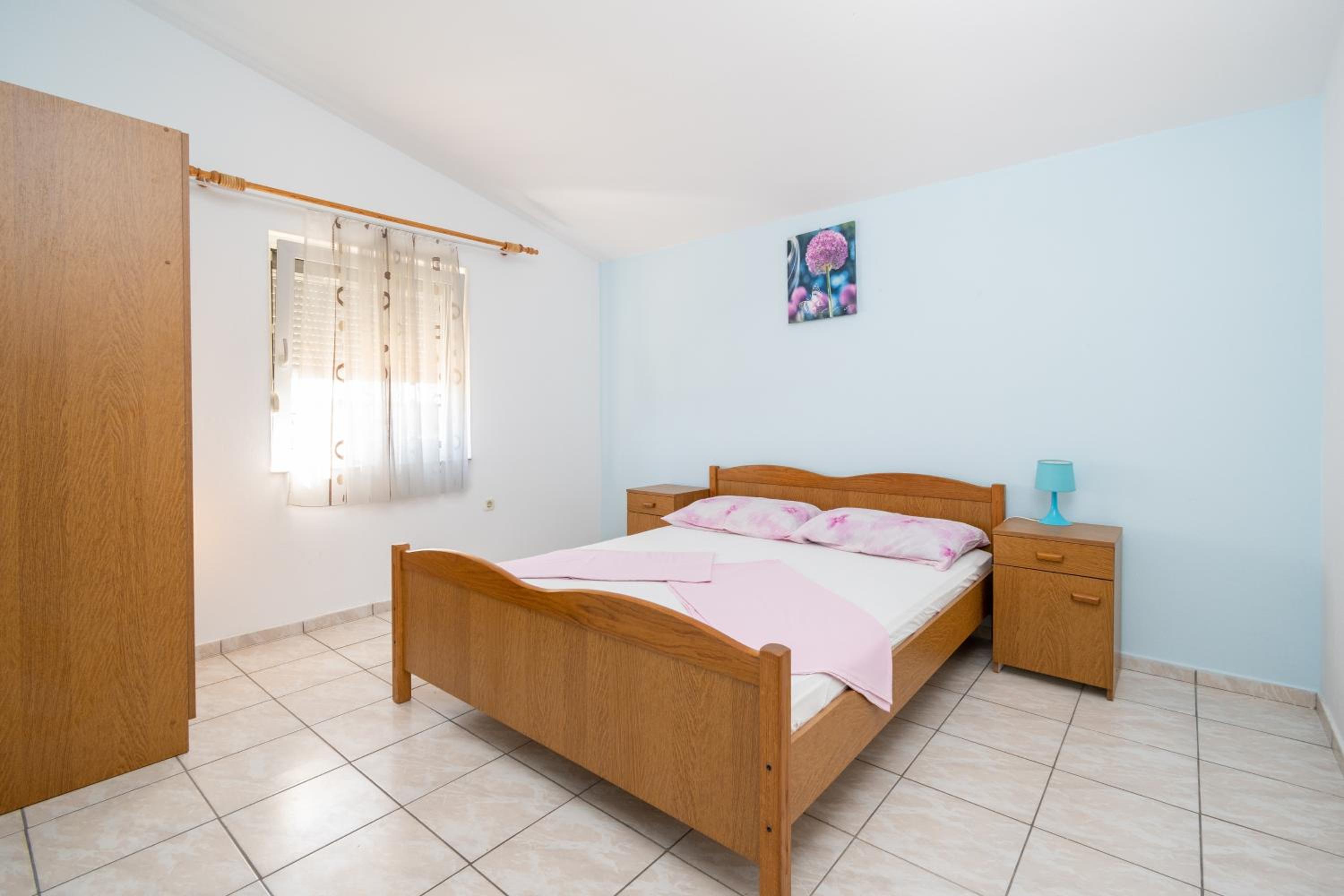 Apartments with parking space Vir - 20177