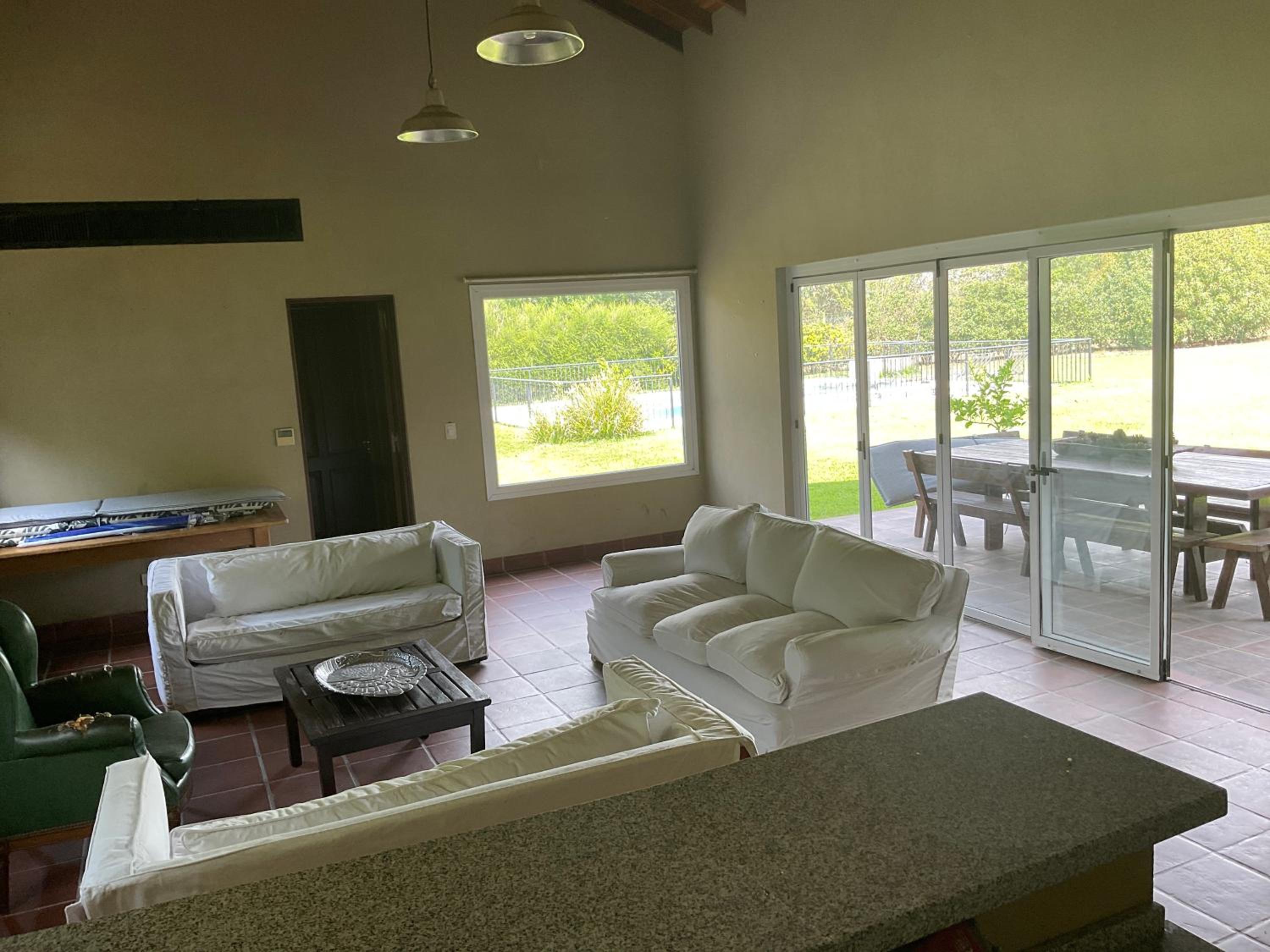 Estancias del Pilar, barrio cerrado vacaciones