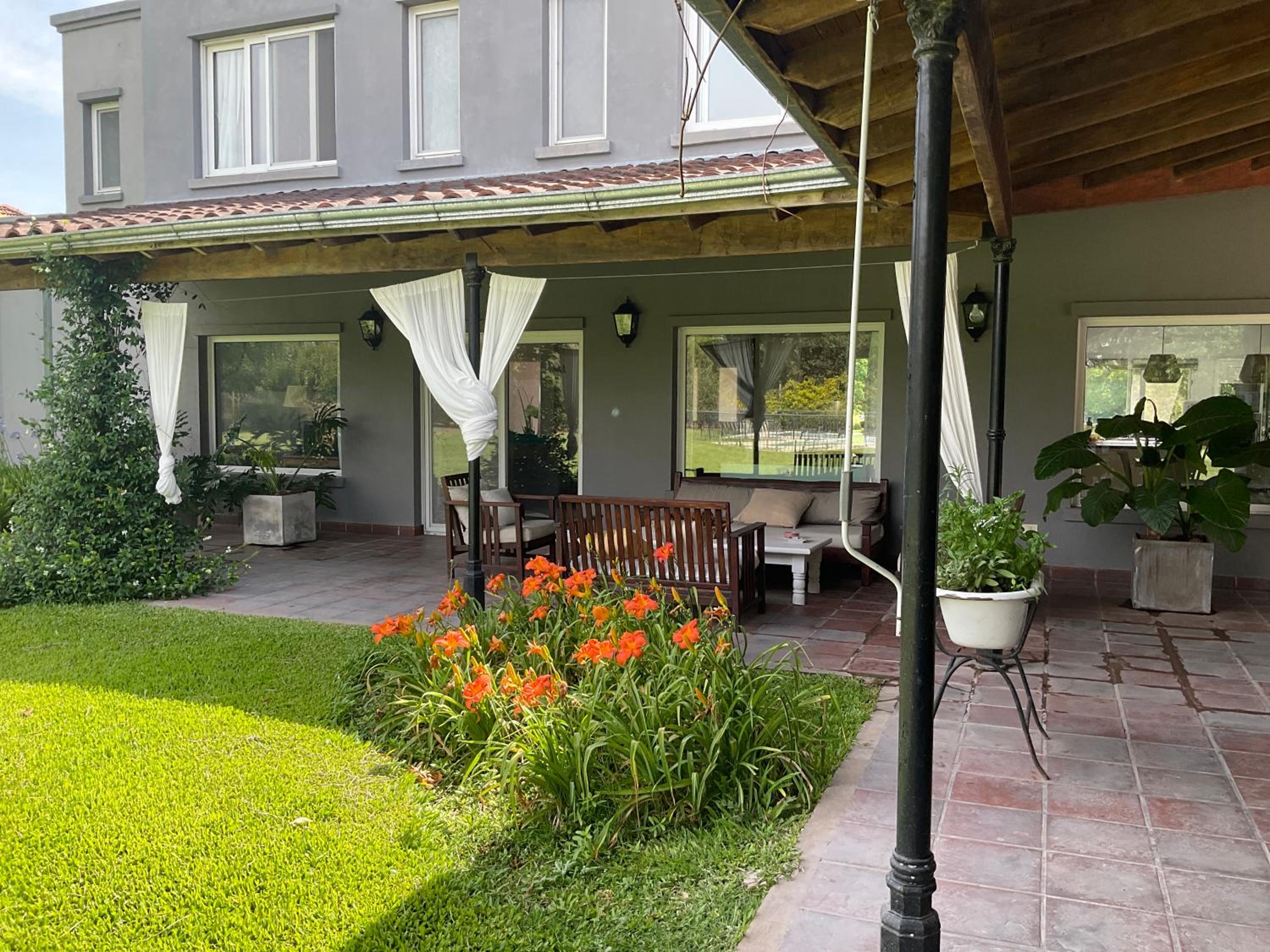 Estancias del Pilar, barrio cerrado vacaciones