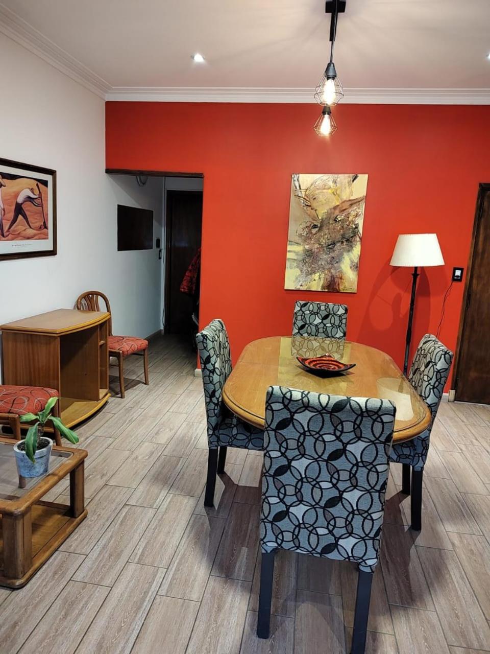 Chalet en primer piso, garage doble, macrocentro