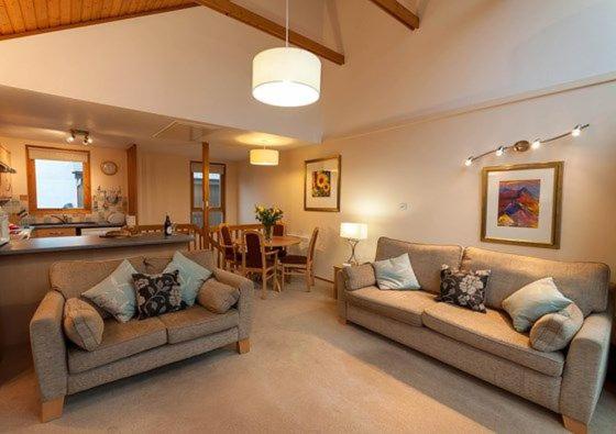 Keswick Bridge 13, within walking distance of Keswick town centre, strictly no pets view 4