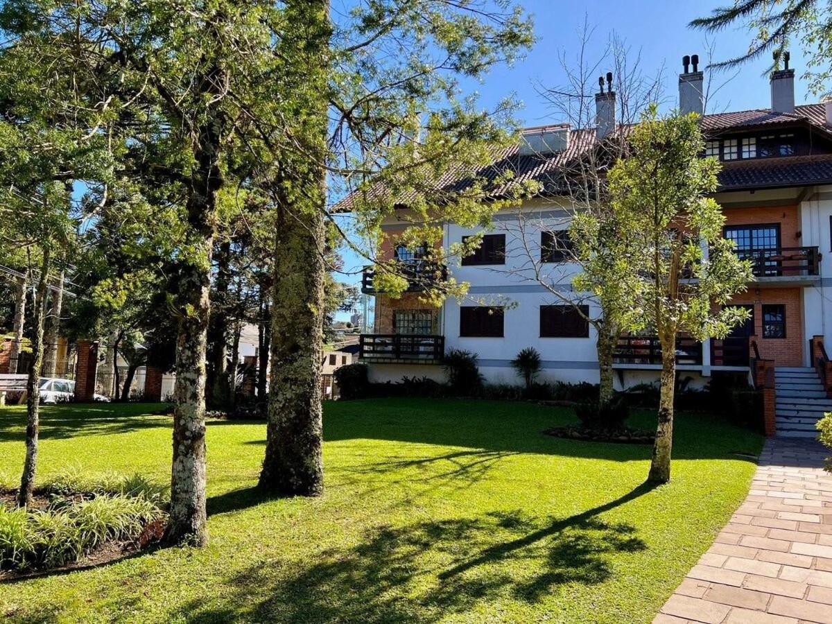 Apartamento 3 DORM apenas 1 QUADRA LAGO NEGRO