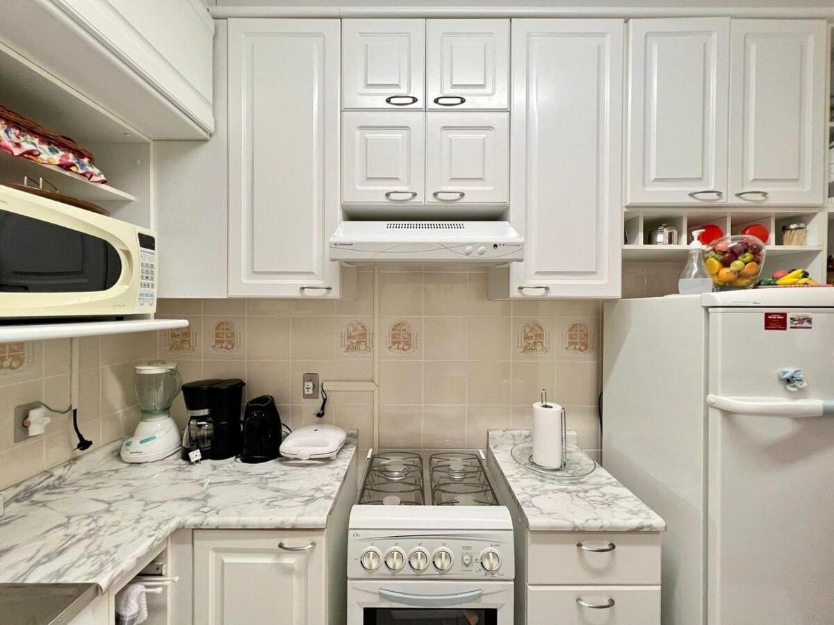 Apartamento 3 DORM apenas 1 QUADRA LAGO NEGRO