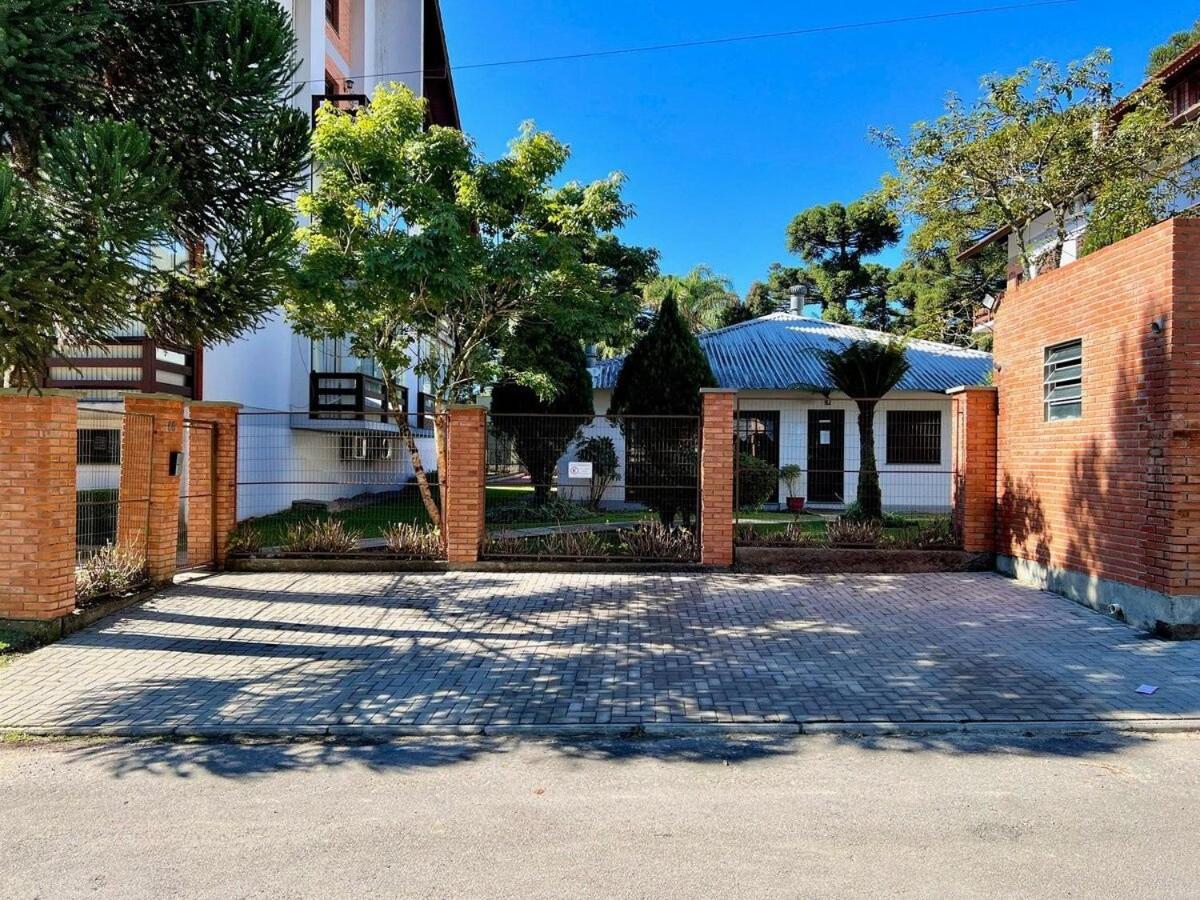 Apartamento 3 DORM apenas 1 QUADRA LAGO NEGRO