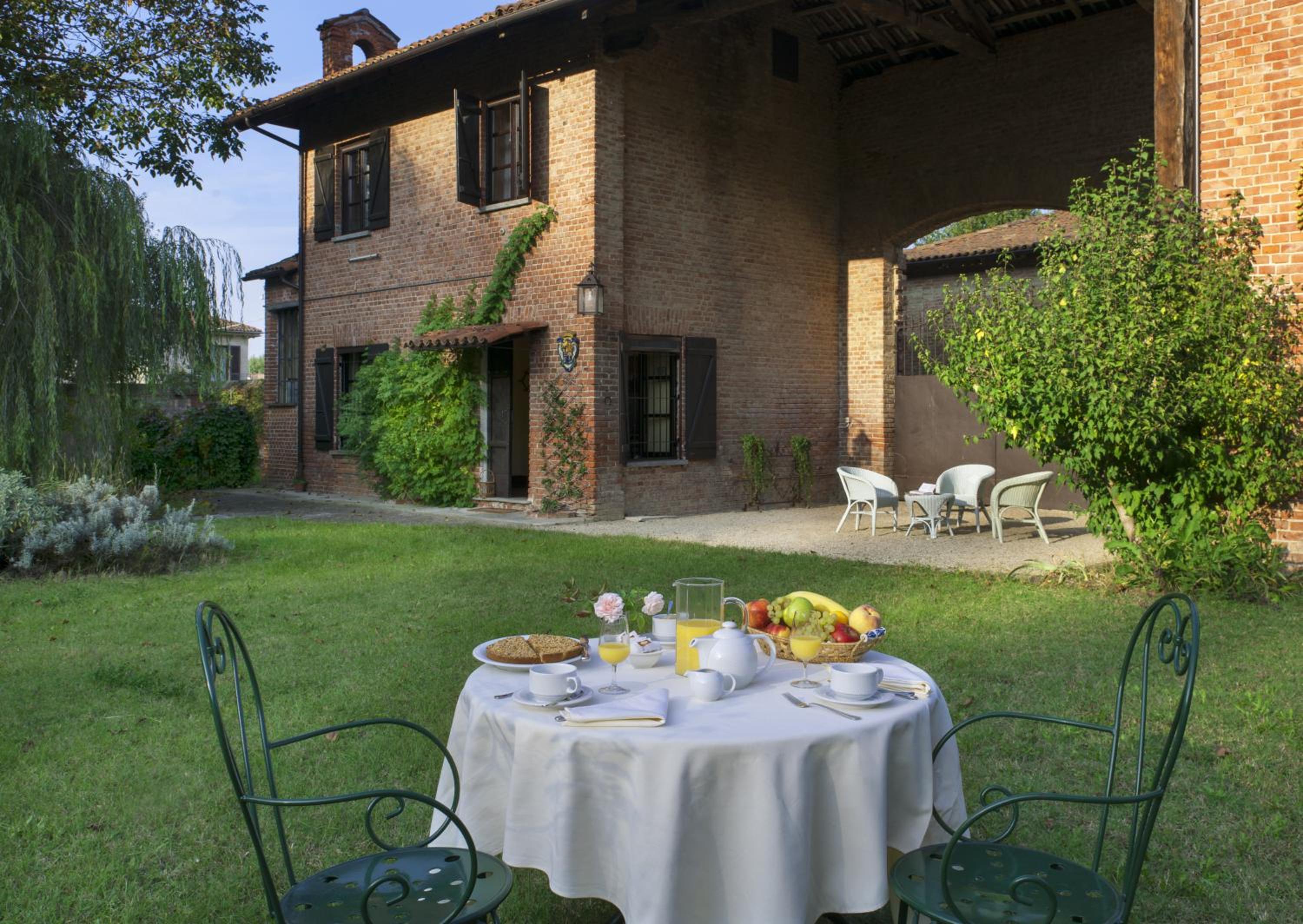 Marchesi Incisa Winery Lodge view 2