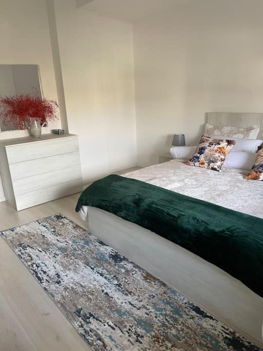 Spacious apartment in luxury residence