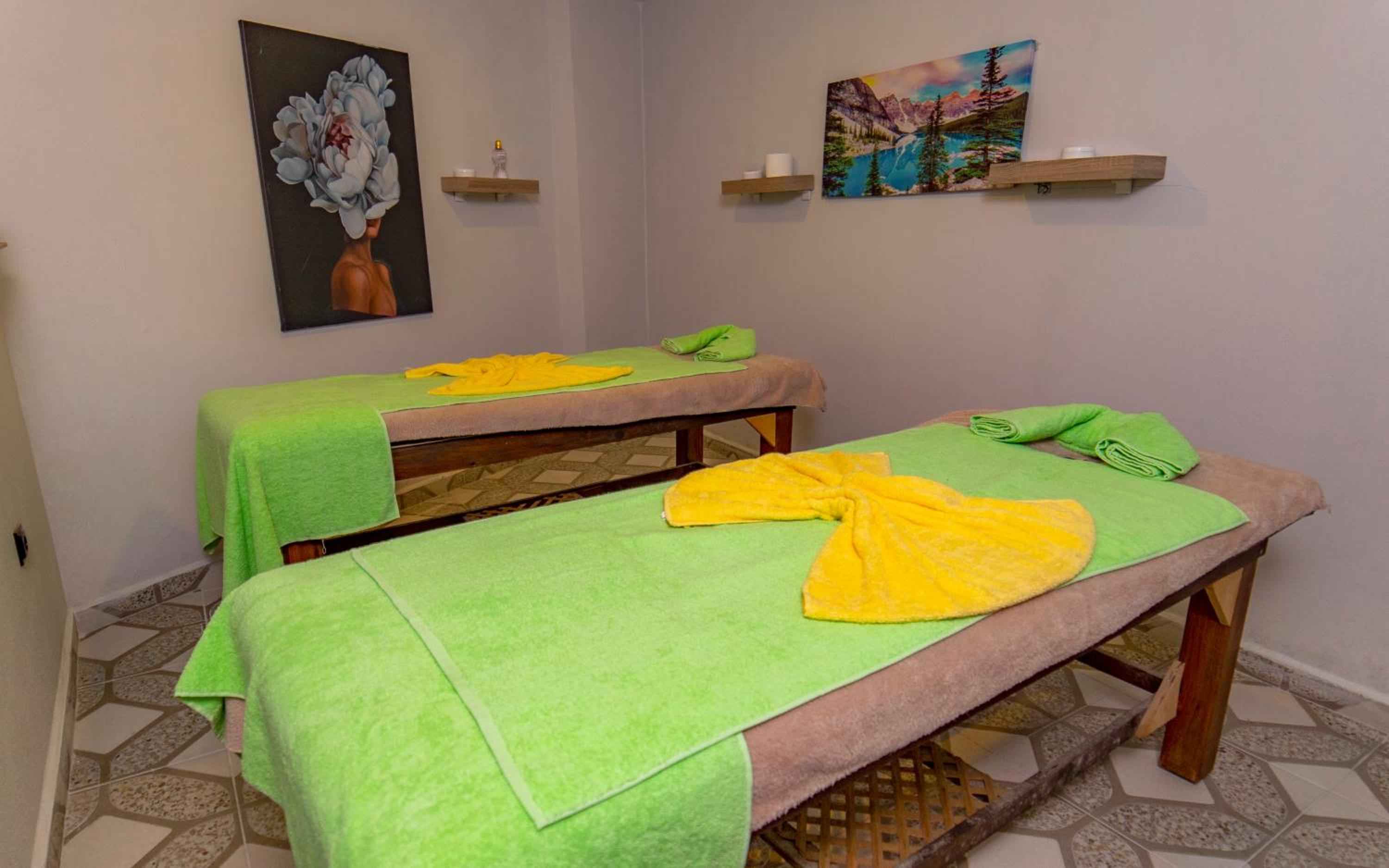 Relax Beach Otel - Image 11