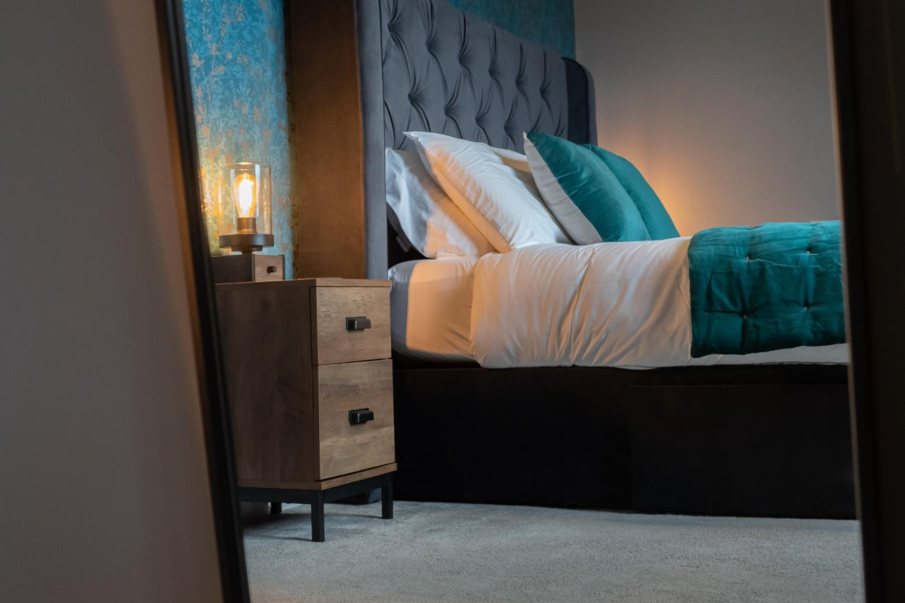 Penley's Mews - City Centre + free private parking view 2