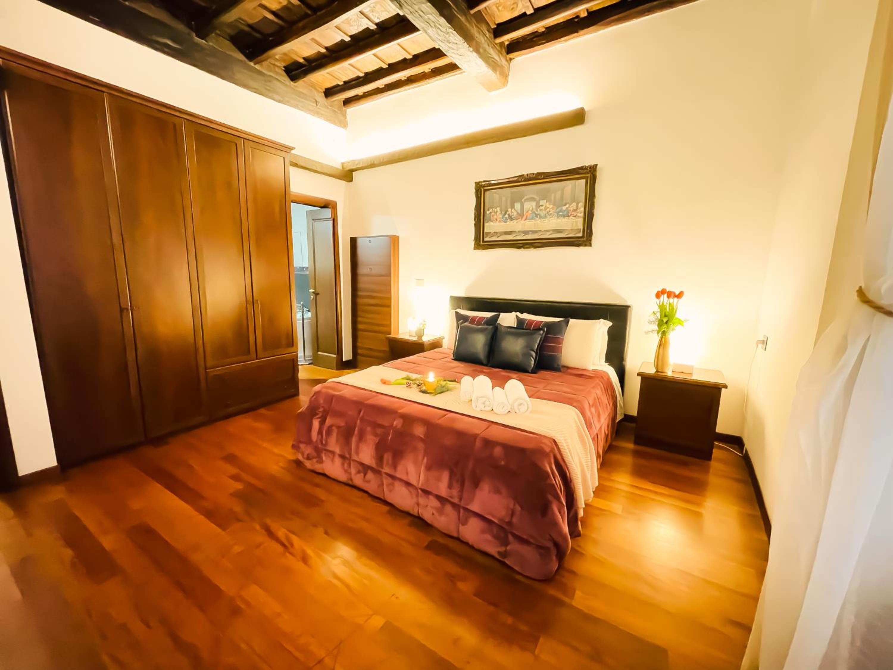 Trevi Fountain Luxury Guest House